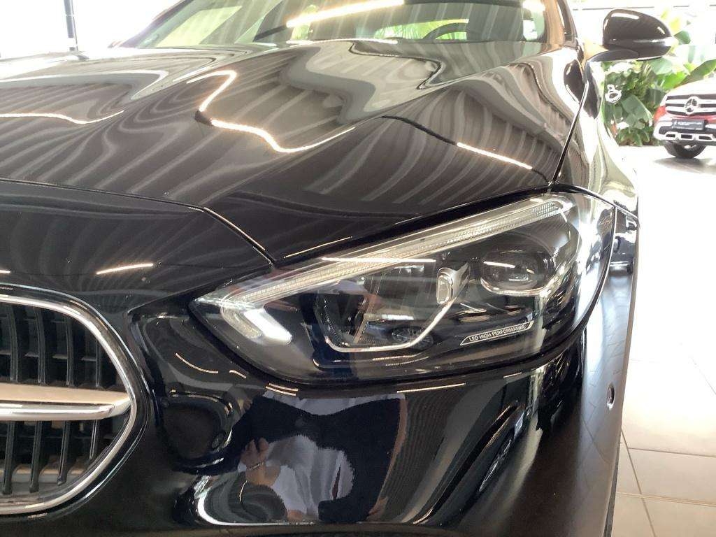 Mercedes-Benz C 220