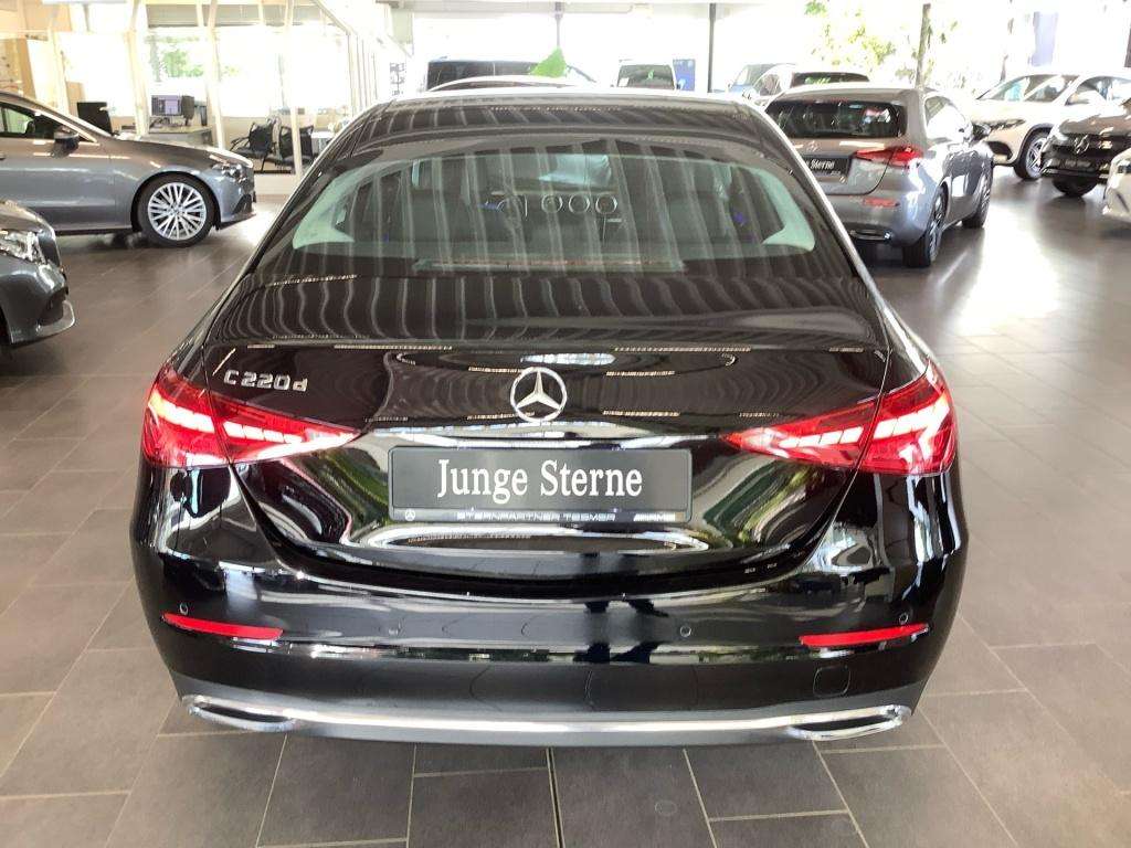 Mercedes-Benz C 220