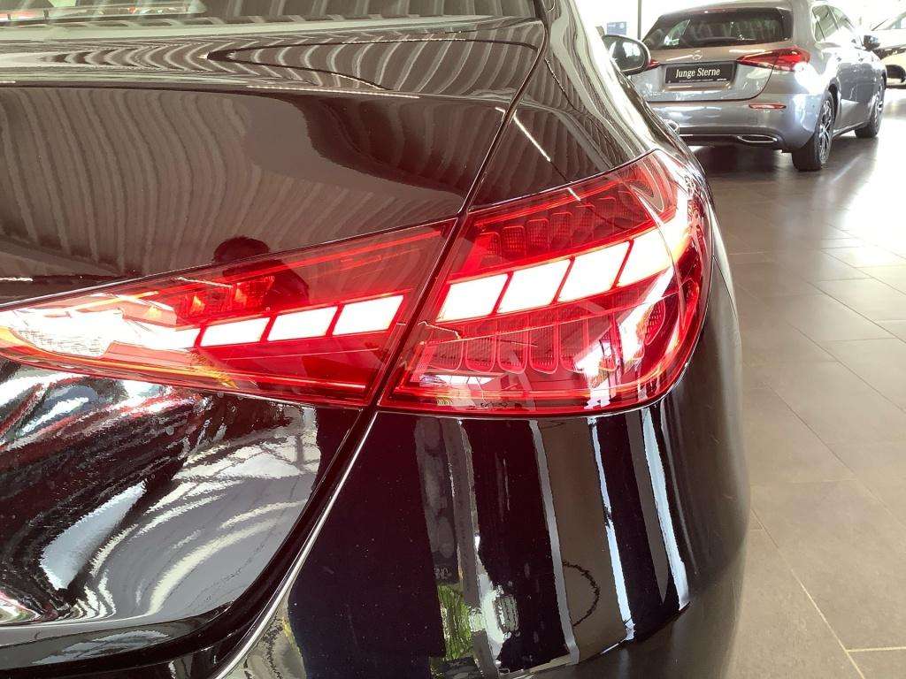 Mercedes-Benz C 220
