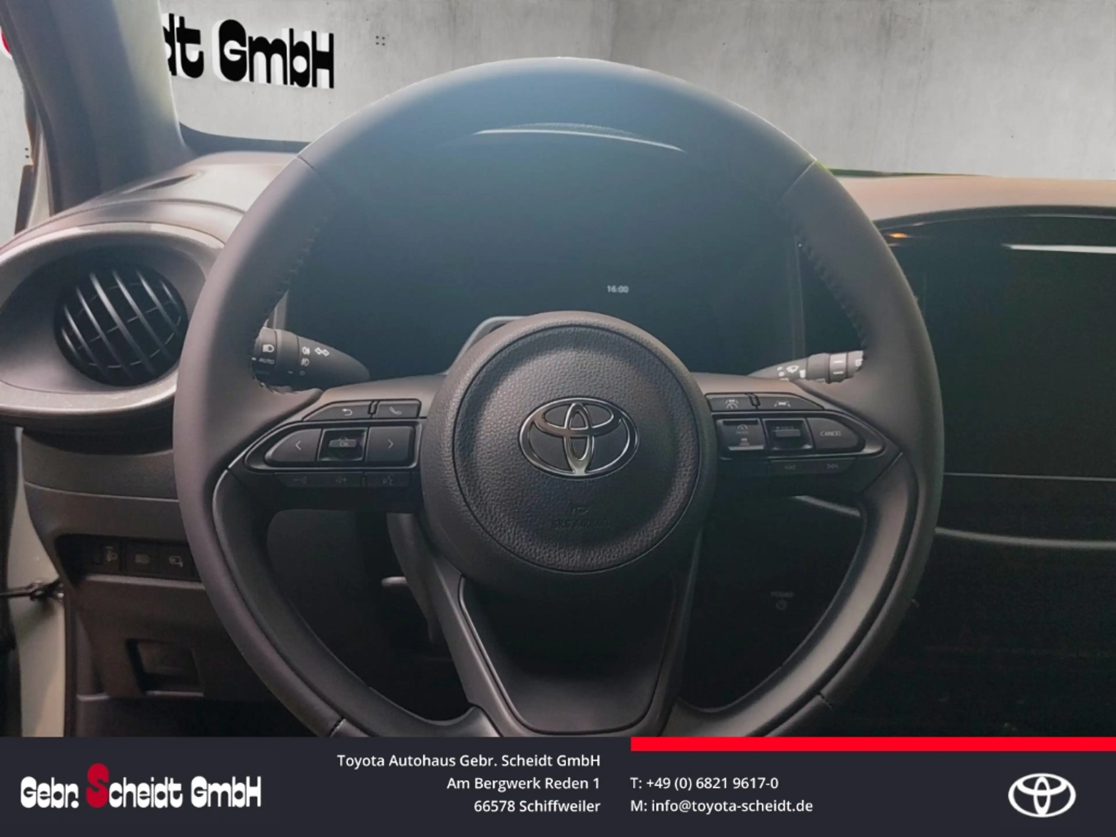 Toyota Aygo X Hybrid Teamplayer Apple CarPlay Android  Auto LED- — photo 15
