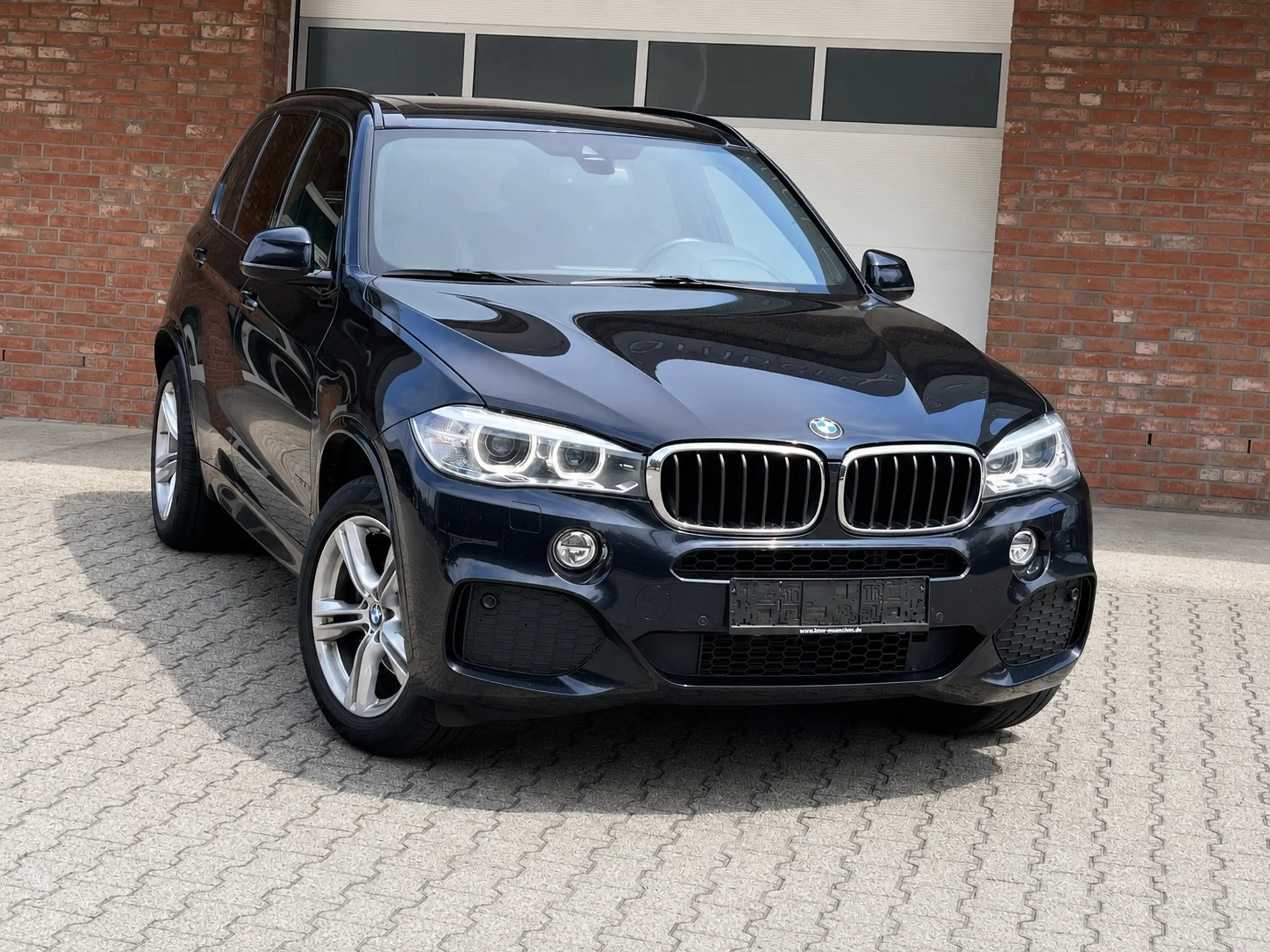 BMW X5 M-Sportpaket Panorama — photo 2