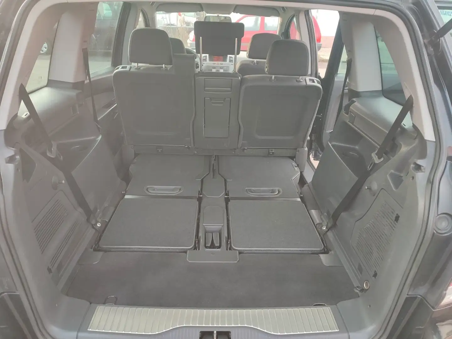 Opel Zafira 1,8 ,B Edition,7 sitze Tempomat Schwarz - 2