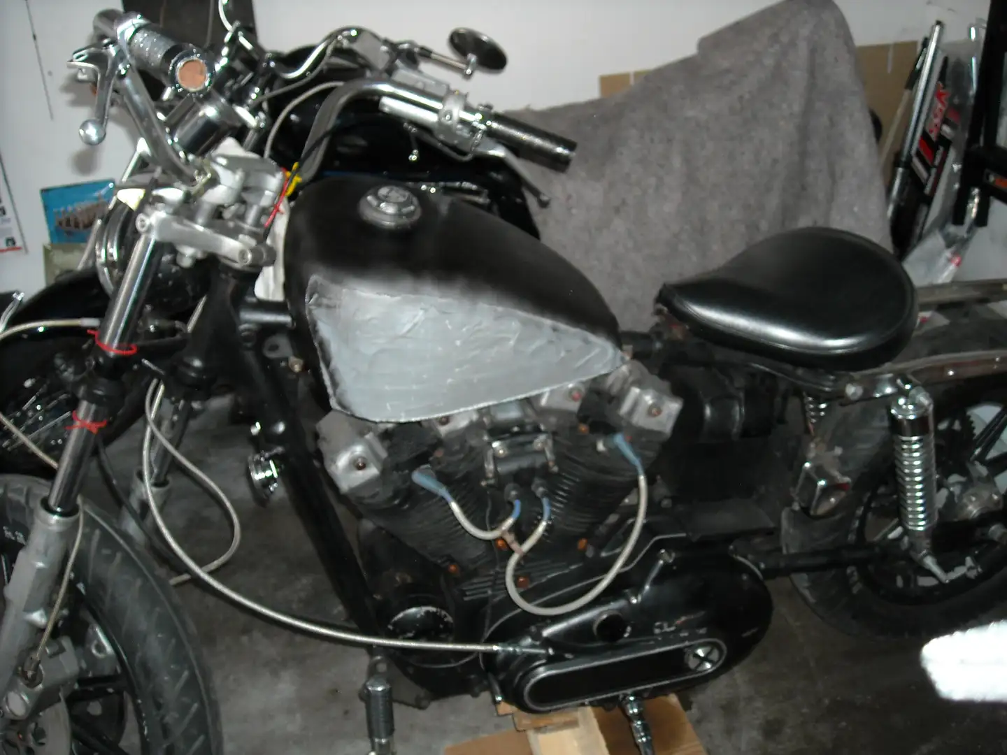 Harley-Davidson Sportster XLCH 1000 Ironhead Чорний - 1