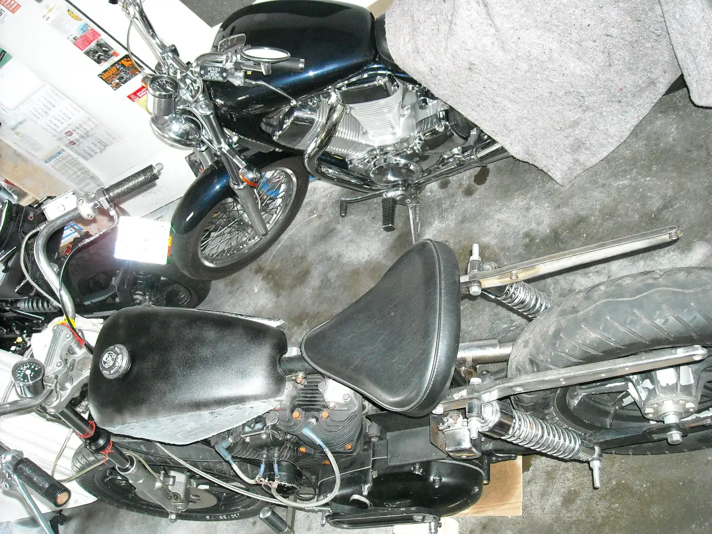 Harley-Davidson Sportster XLCH 1000 Ironhead Negro - 2