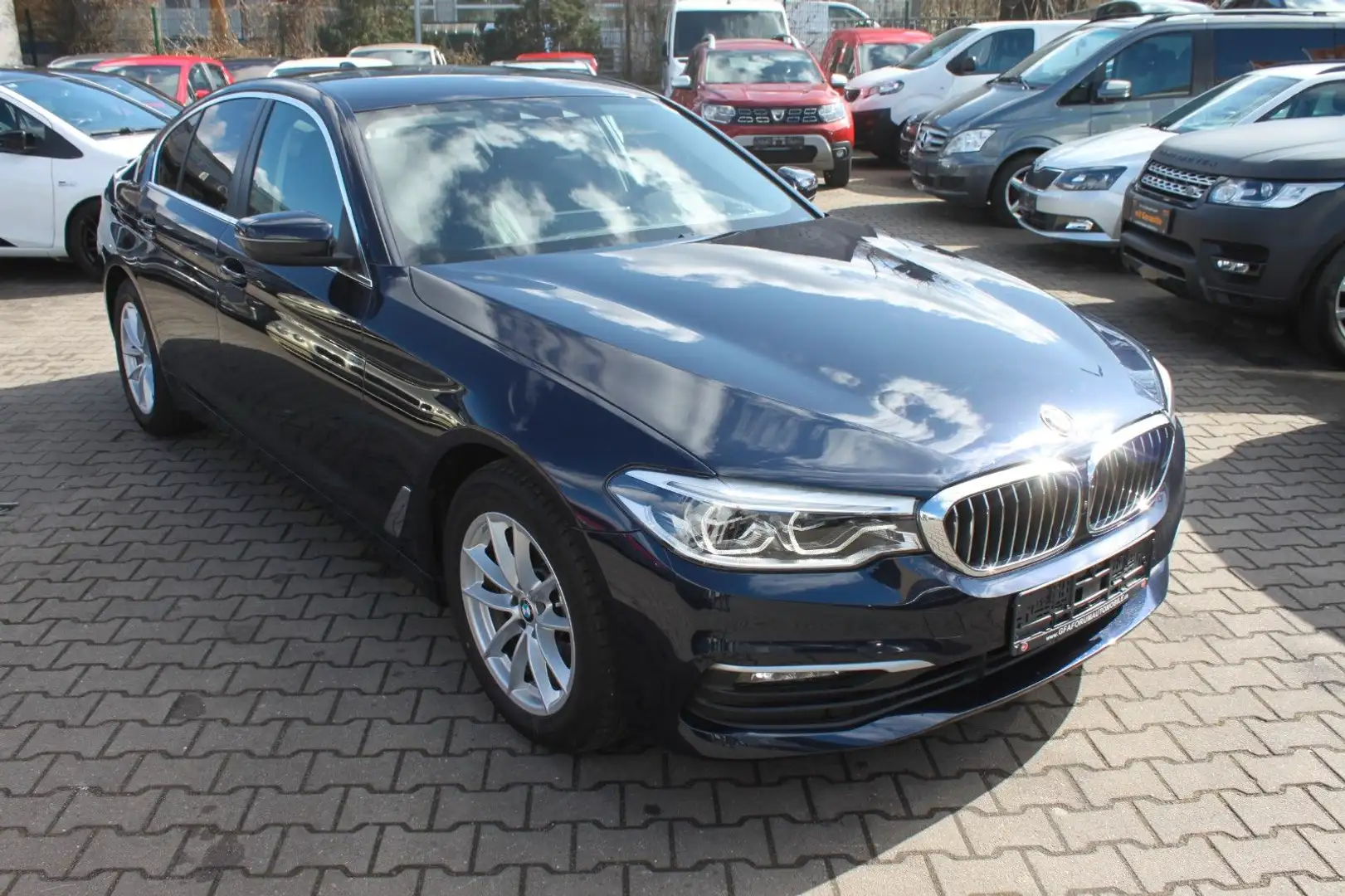 BMW 520 i Limousine HeadUp Blau - 2
