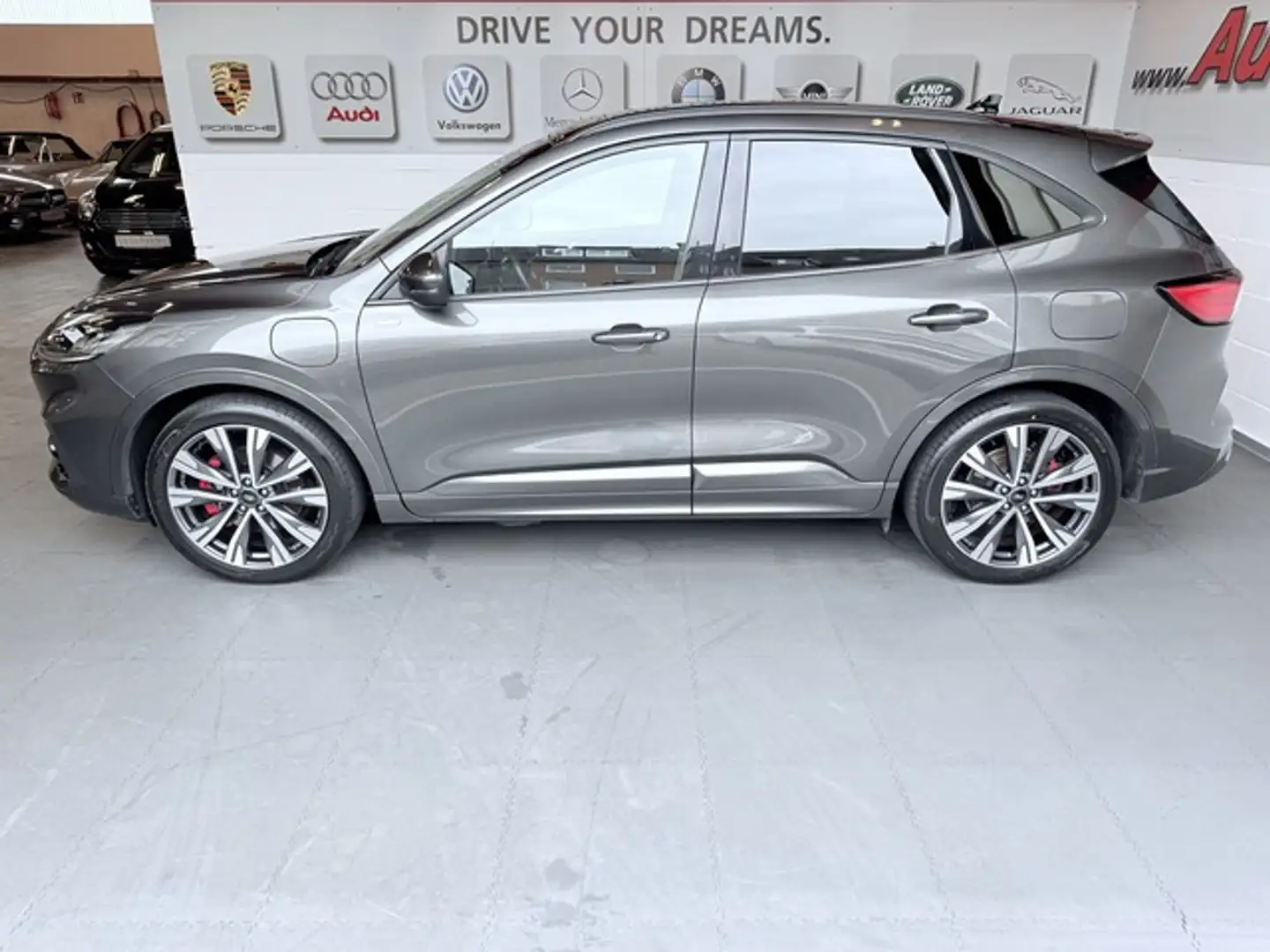Ford Kuga Plug-In Hybrid ST-Line X *Garantie*ab3,99%* Grijs - 2