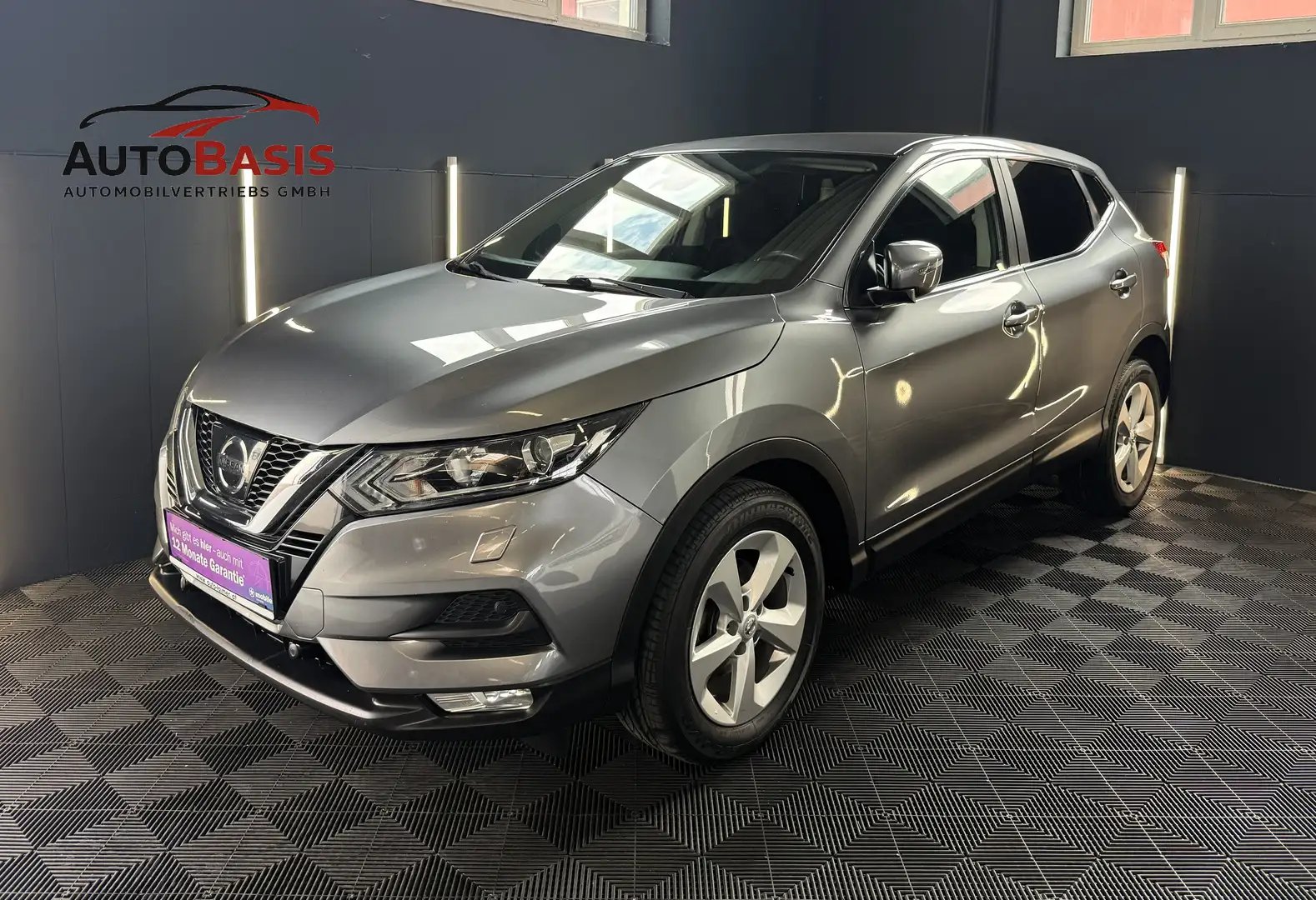 Nissan Qashqai Acenta 1.Besitz/Sitzheizung/Navi/Kamera/PDC/LED Grau - 1