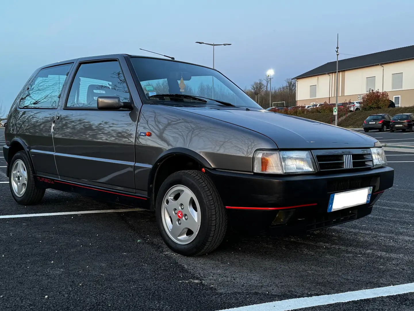 Fiat Uno Uno Tbo ie Gris - 1