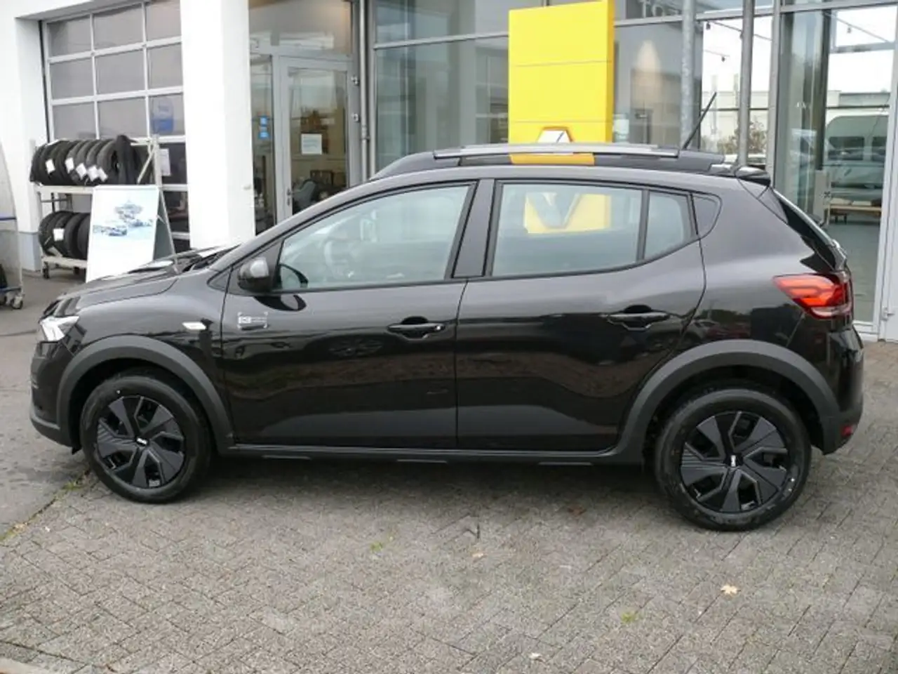 Dacia Sandero Stepway Expression Automatik 14