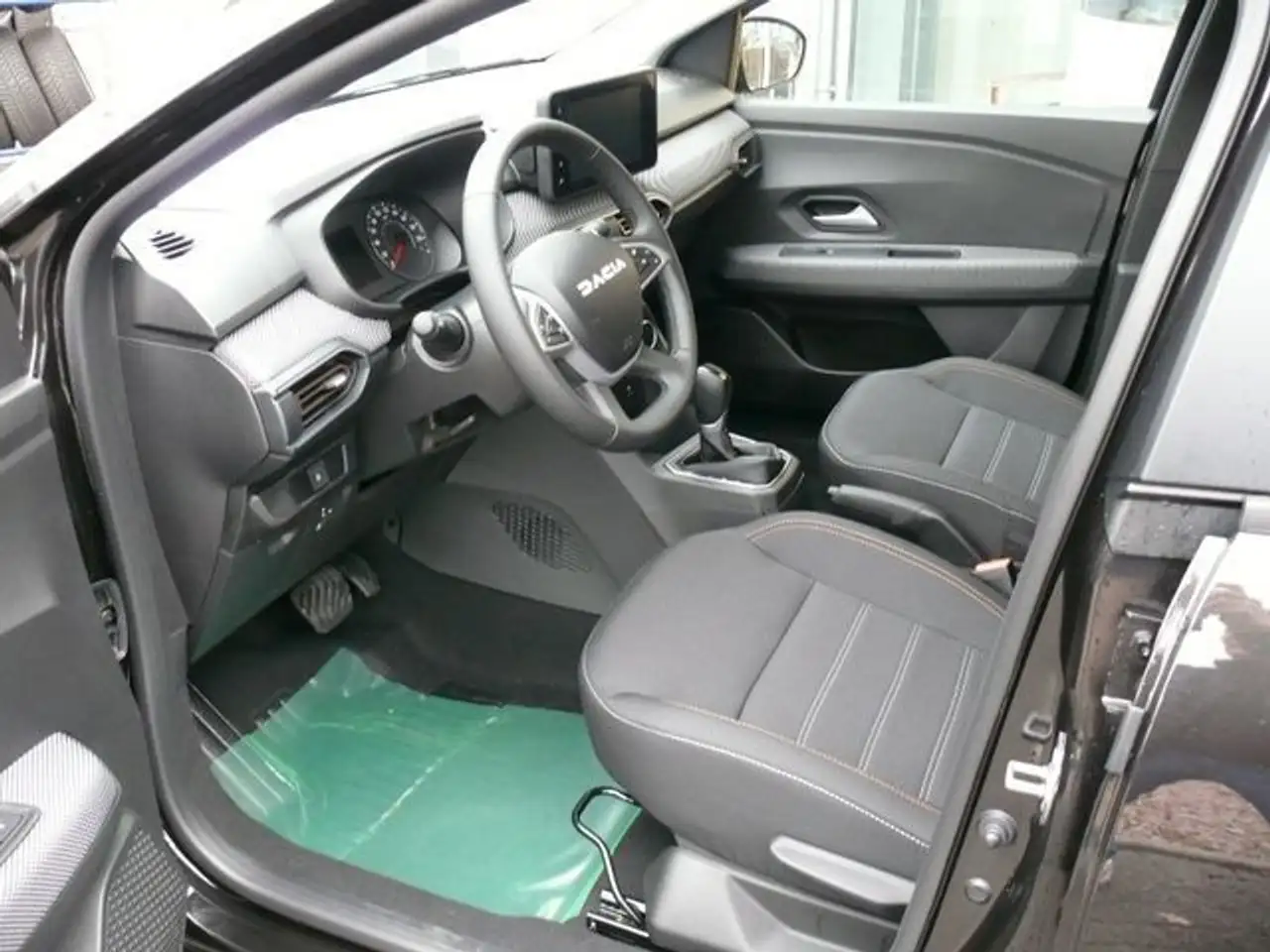 Dacia Sandero Stepway Expression Automatik 17