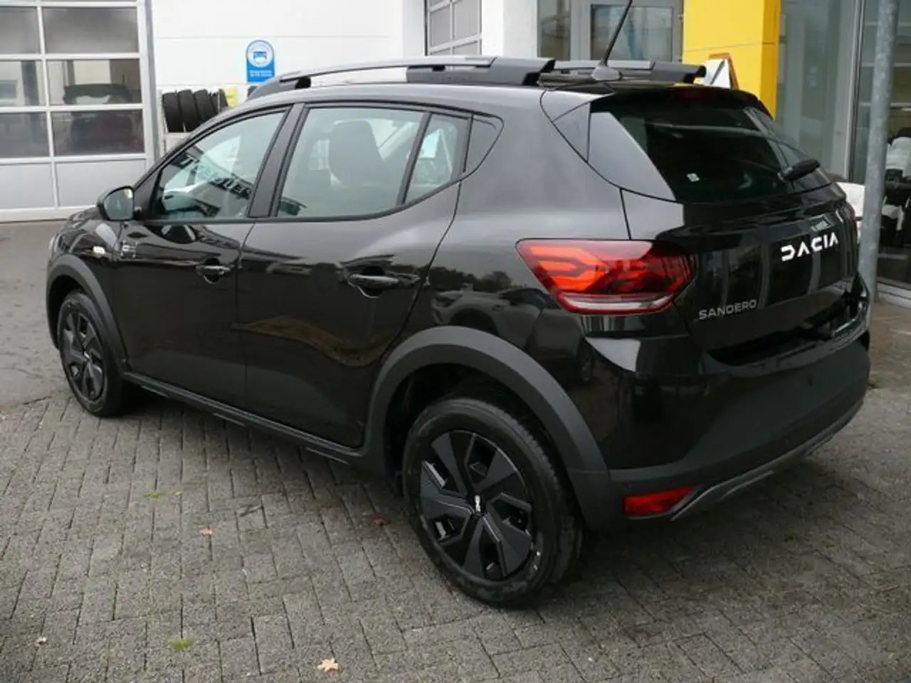 Dacia Sandero Stepway Expression Automatik 6