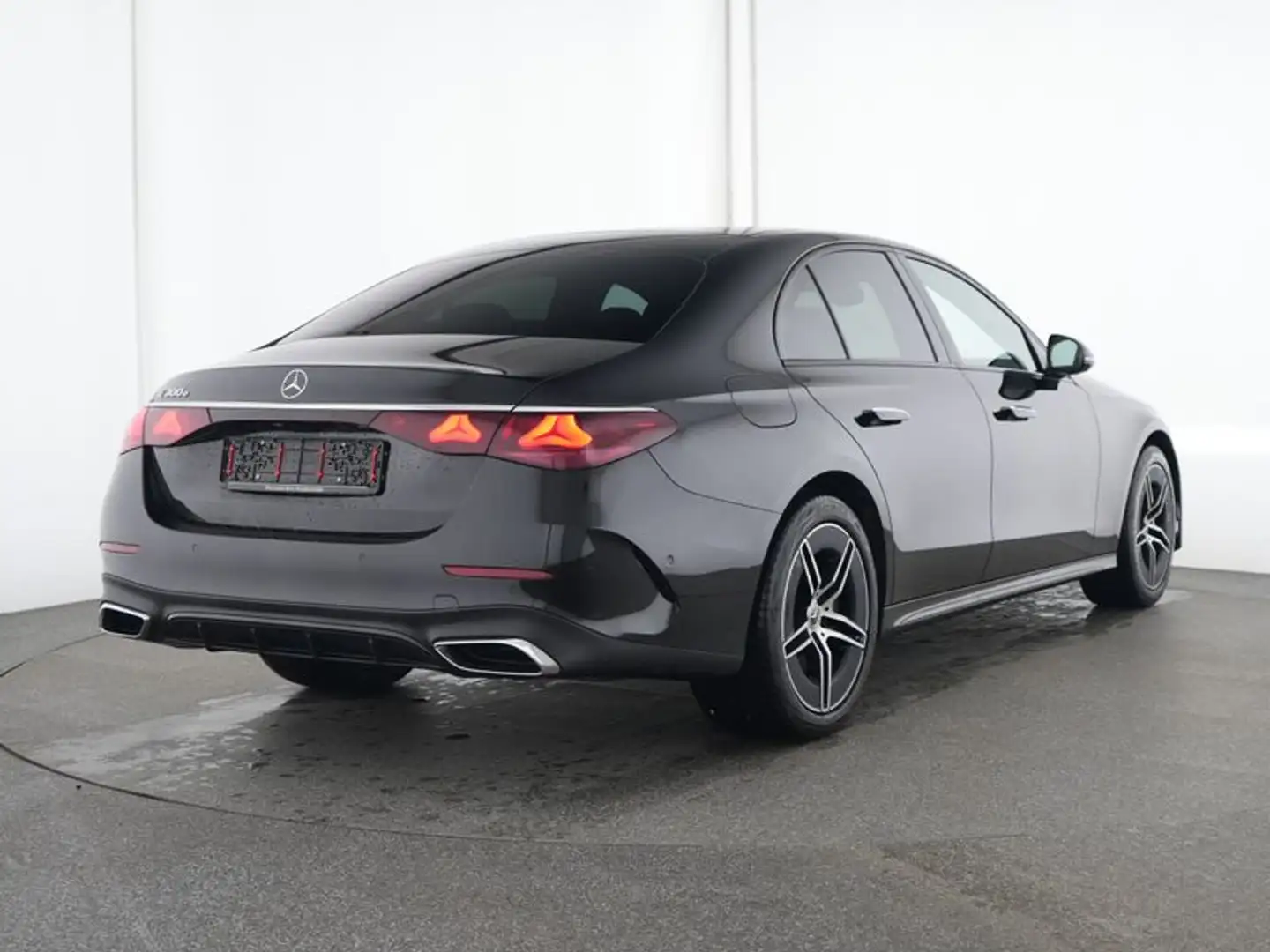 Mercedes-Benz E 300 e AMG*Pano*SUPERSCREEN*FAP+*Night*KeyGo* Schwarz - 2