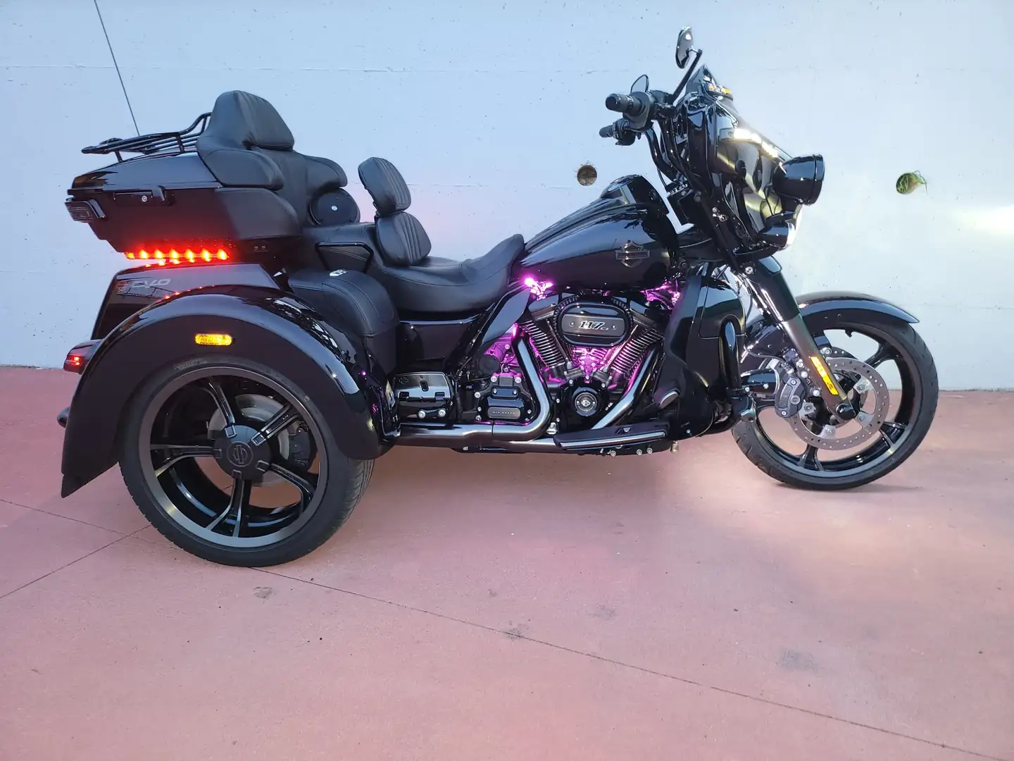 Harley-Davidson Tri Glide CVO - 1