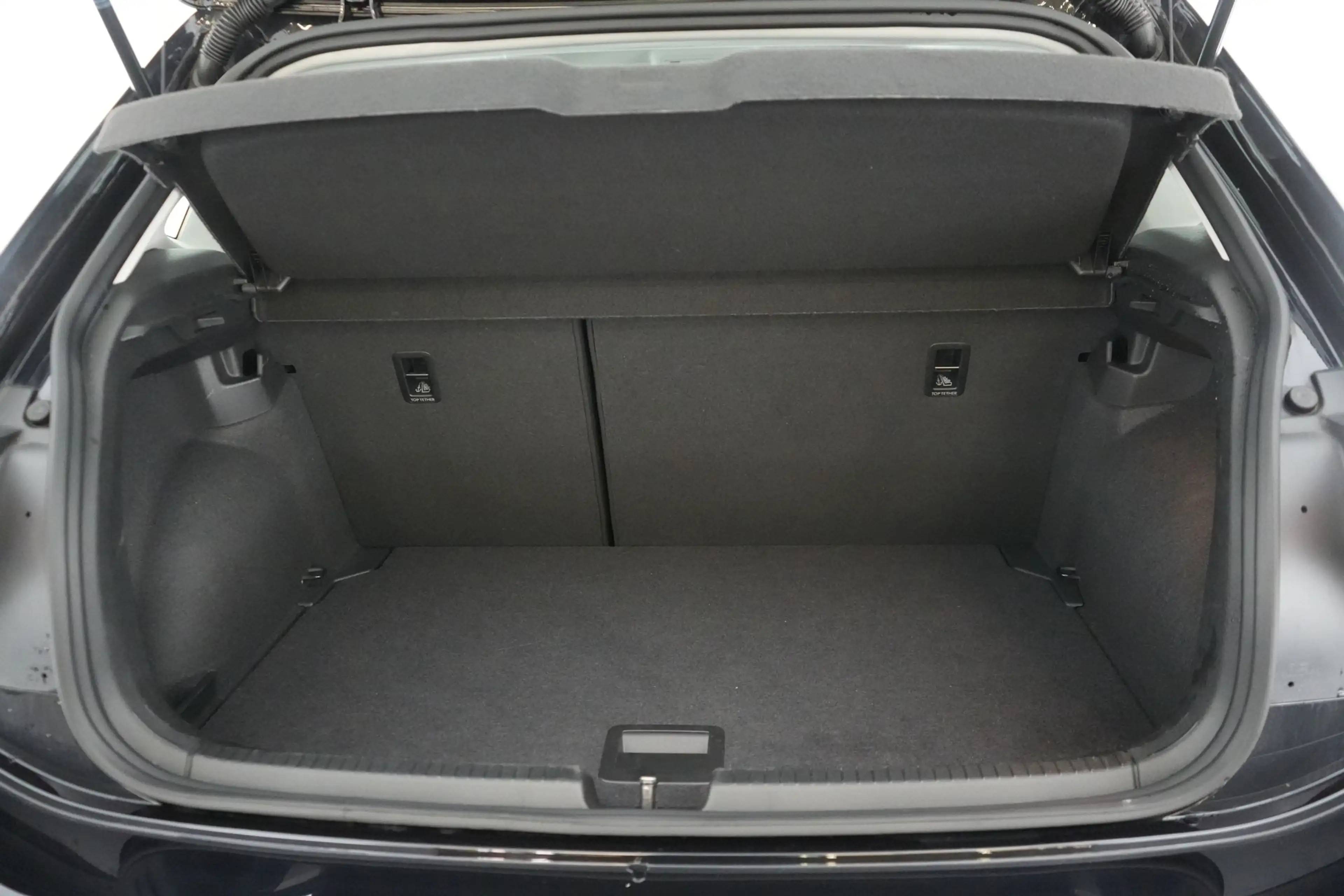 Volkswagen Polo 1.0 TSI Life Business LED GPS PDC CAM Carplay — photo 20