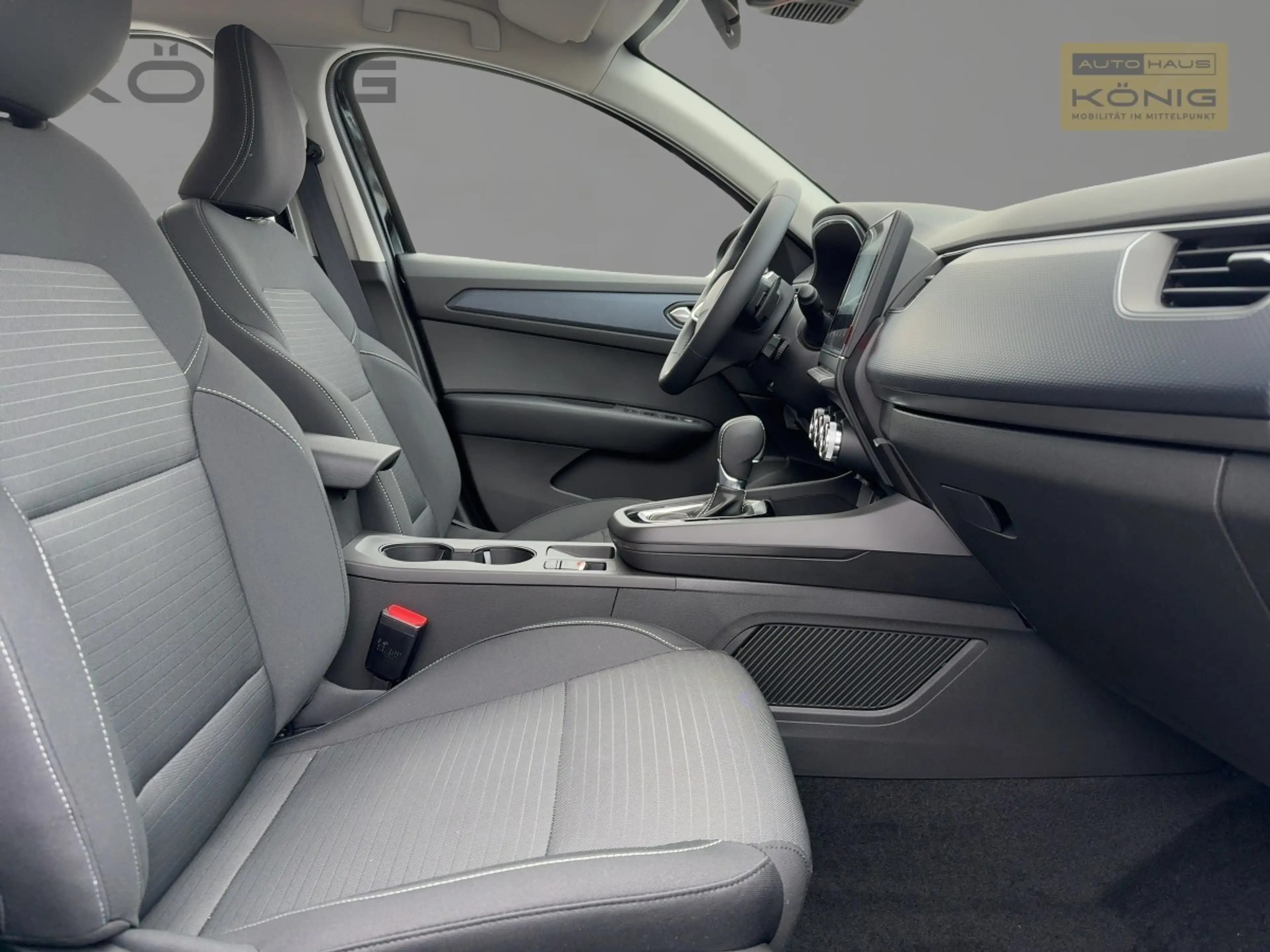 Renault Arkana 1.3 TCe 140 Mild-Hybrid Evolution — photo 4