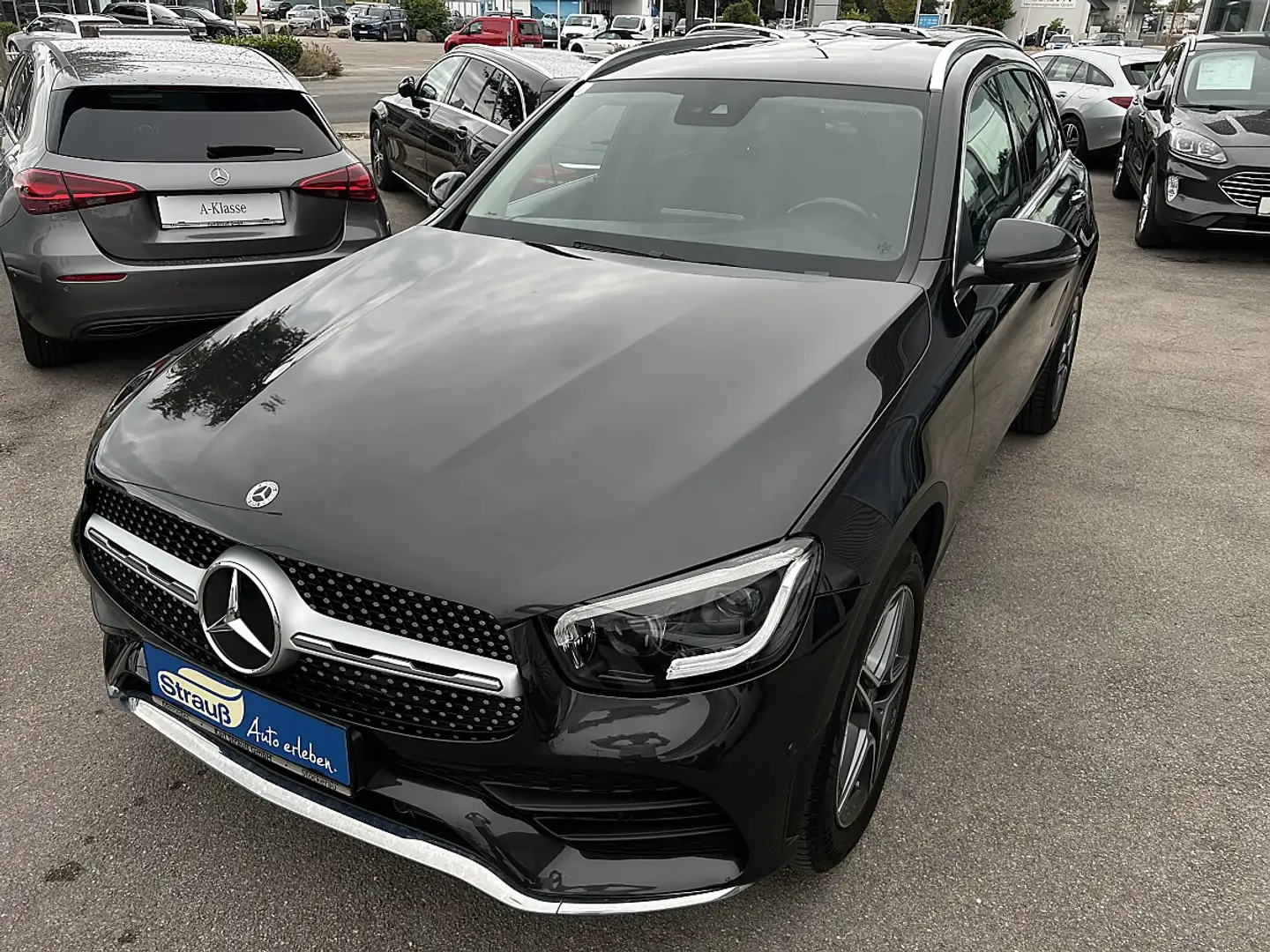 Mercedes-Benz GLC 220 d 4MATIC Aut. Grau - 2