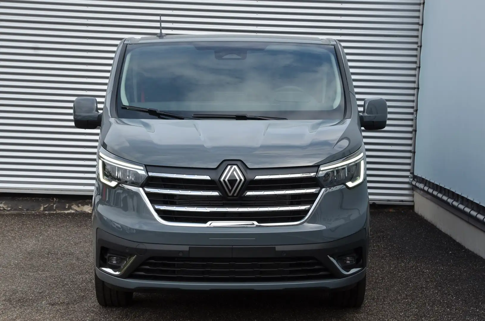 Renault Trafic - Exclusive-Automaat- Camera- Nieuw- 33500+BTW Grigio - 2