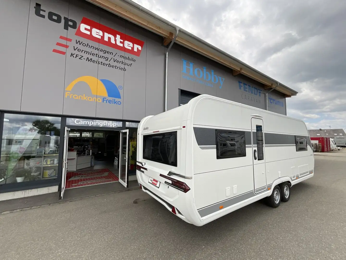 Hobby Prestige 620 CL 2200 Kg / Vorbereitung Klima Weiß - 1
