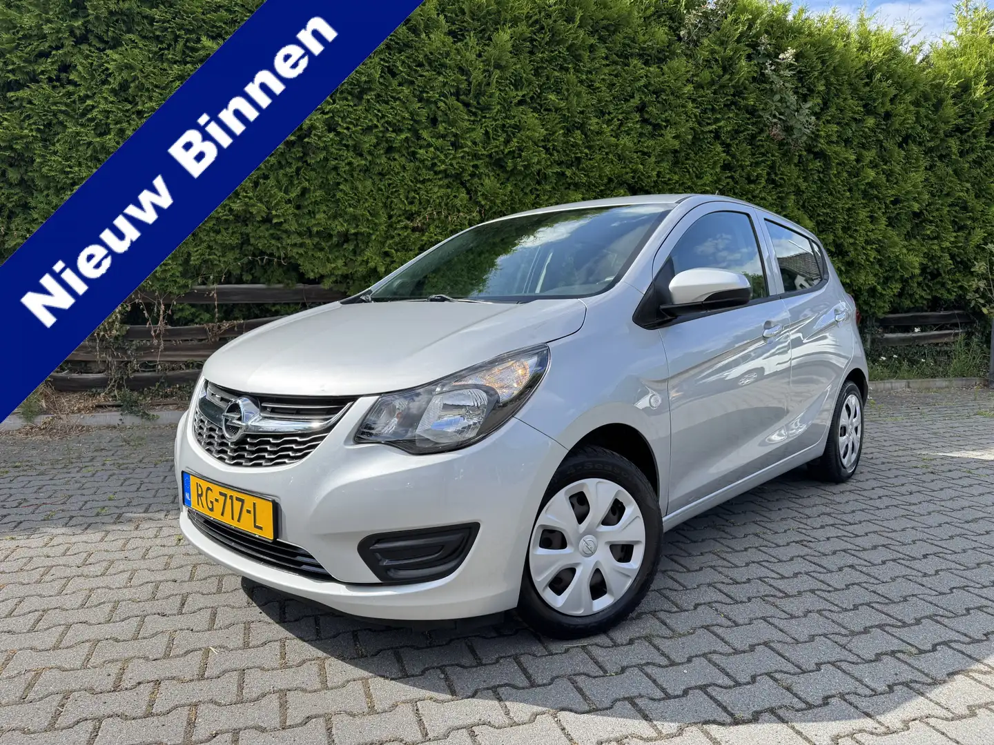 Opel Karl 1.0 ecoFLEX Edition Airco, All Seasonbanden Grijs - 1
