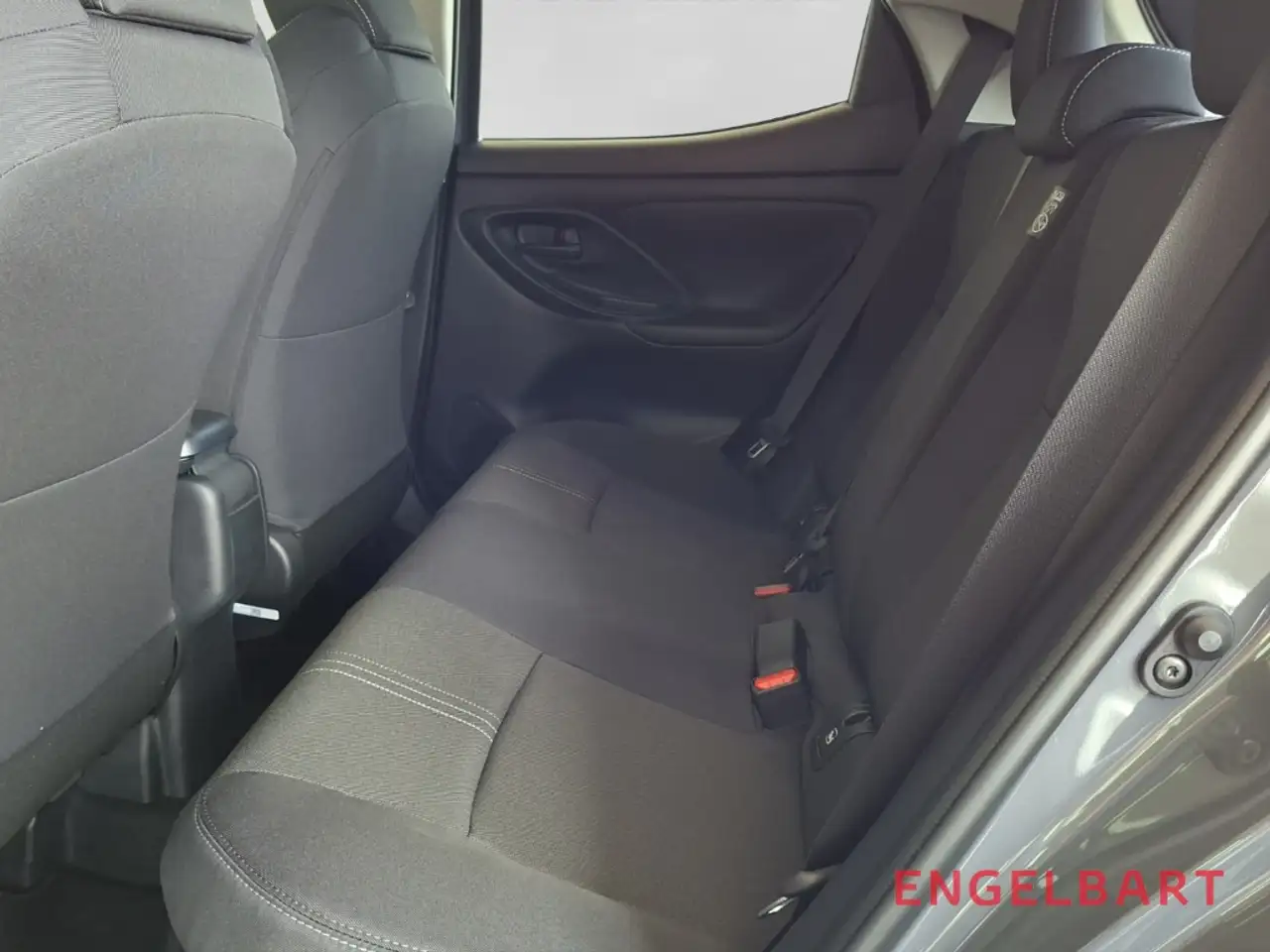 Toyota Yaris 1.5 Hybrid Teamplayer Technik Paket, миниатюра 12