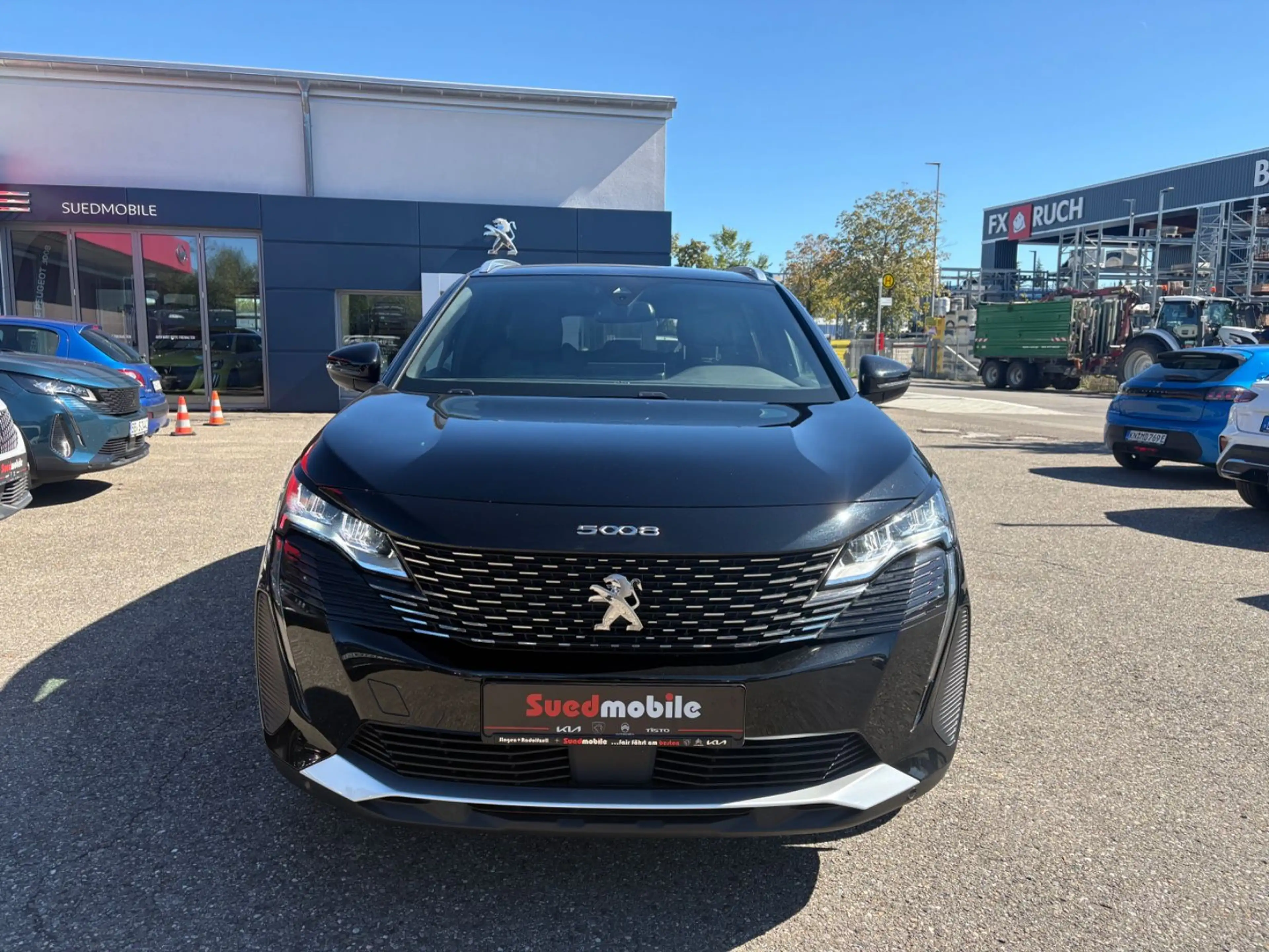 Peugeot 5008 PureTech 130 Stop & Start Allure Pack — photo 2
