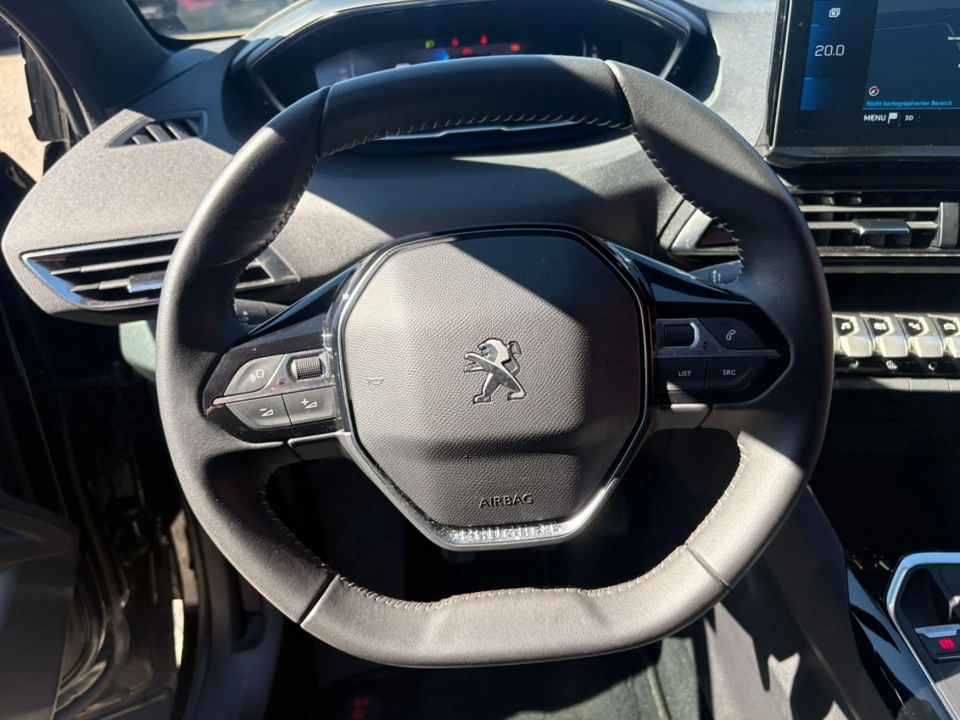 Peugeot 5008 PureTech 130 Stop & Start Allure Pack — photo 12