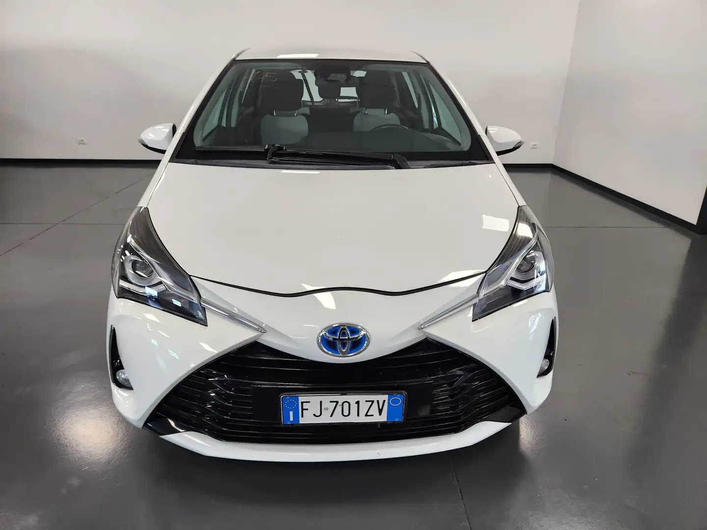 Toyota Yaris Yaris 5p 1.5h Active Wit - 2