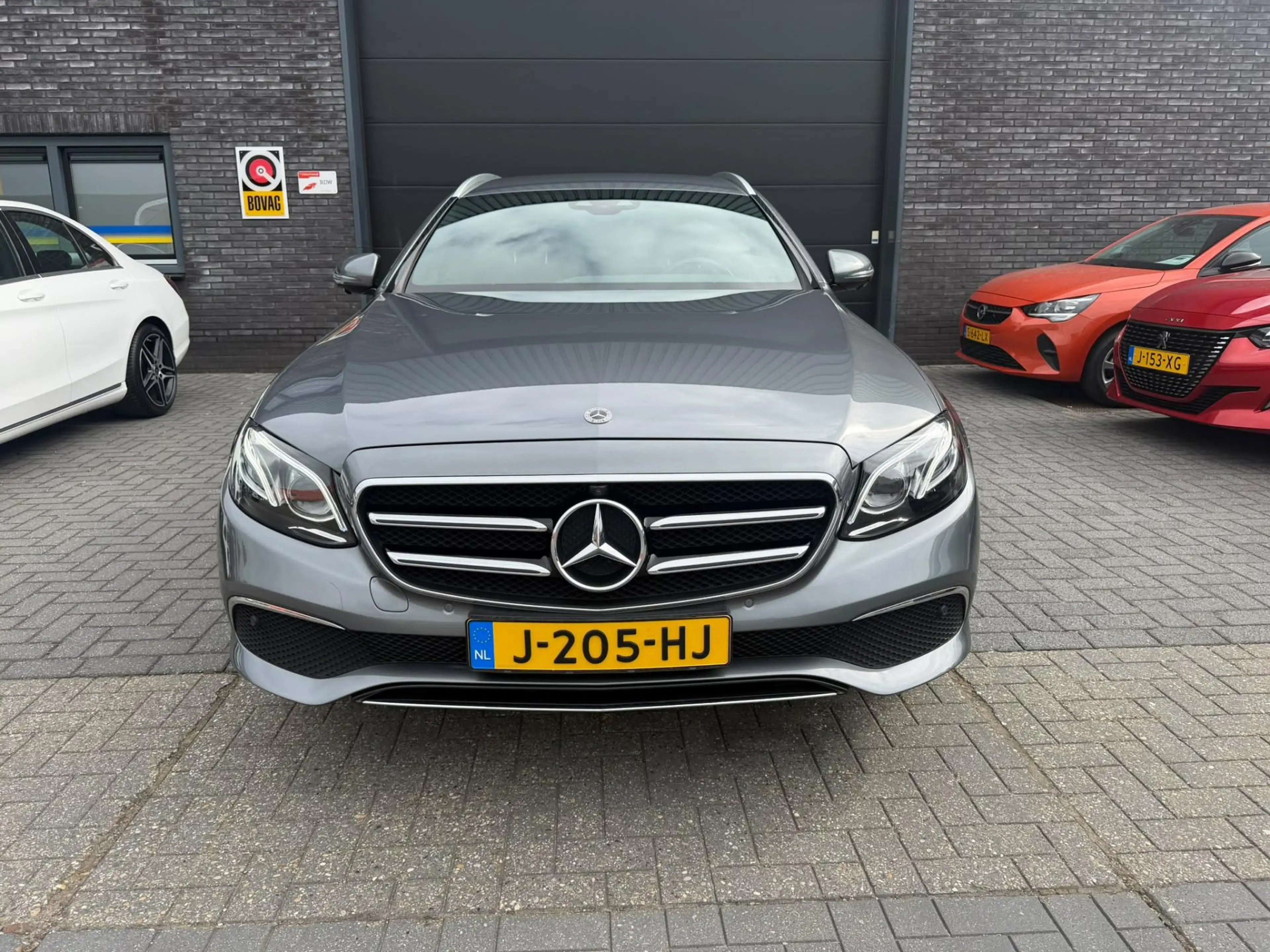 Mercedes-Benz E 200 Estate Premium 3/6/12 MND GARANTIE | AUTOMAAT | N — photo 2