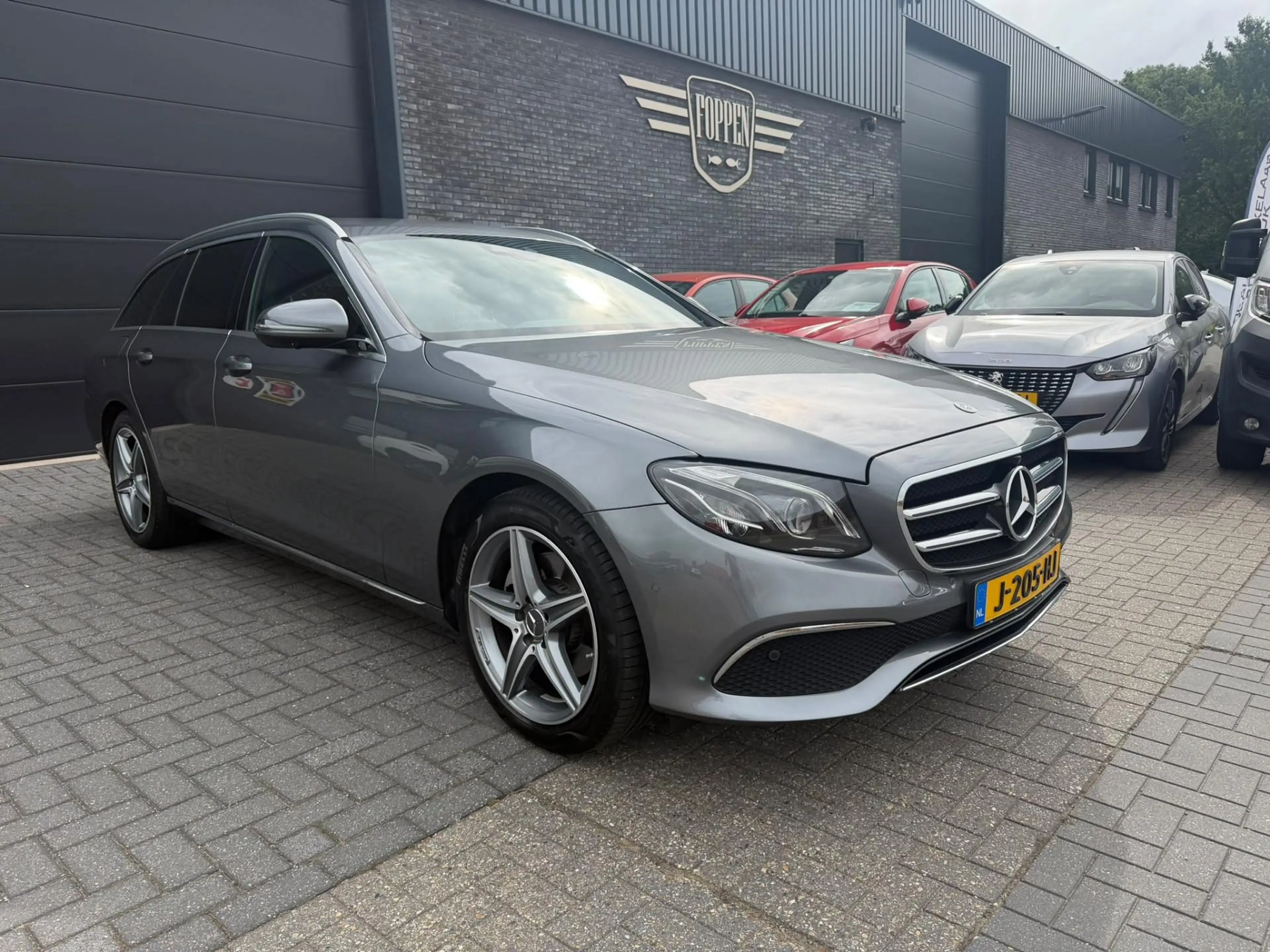 Mercedes-Benz E 200 Estate Premium 3/6/12 MND GARANTIE | AUTOMAAT | N — photo 3