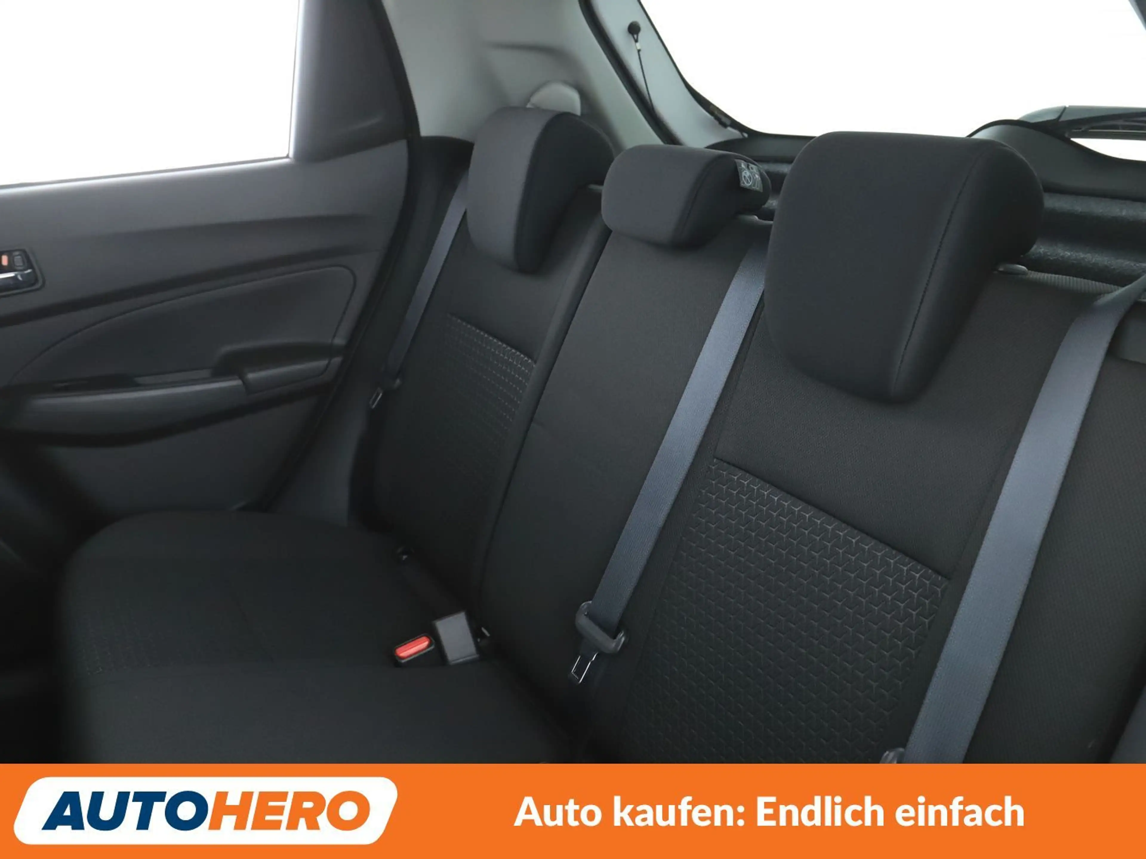 Suzuki Swift 1.2 DualJet Comfort+ *NAVI*ACC*PDC*SHZ* — photo 14