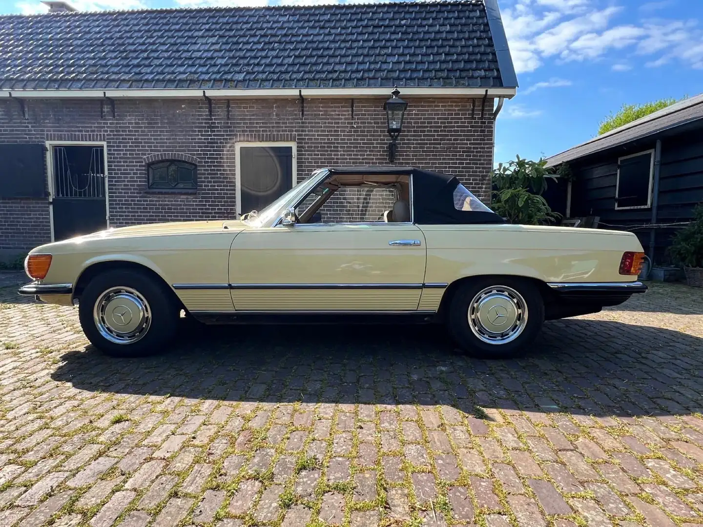 Mercedes-Benz SL 380 - 2