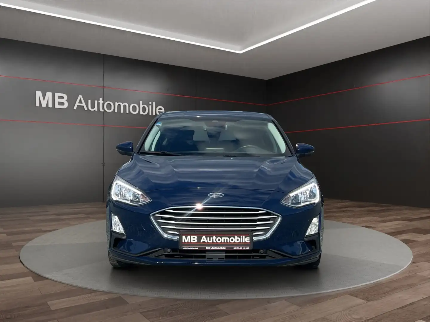 Ford Focus Lim. Cool & Connect 1Hand/Automatik/Navi Blauw - 2