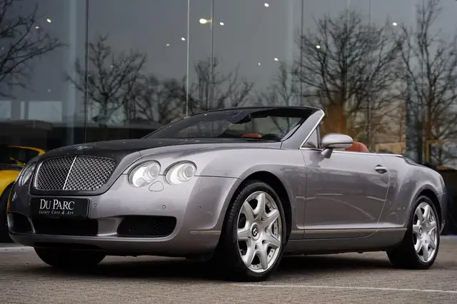 Bentley Continental GTC 6.0 W12 New service Bentley / EU Car / Two Tone