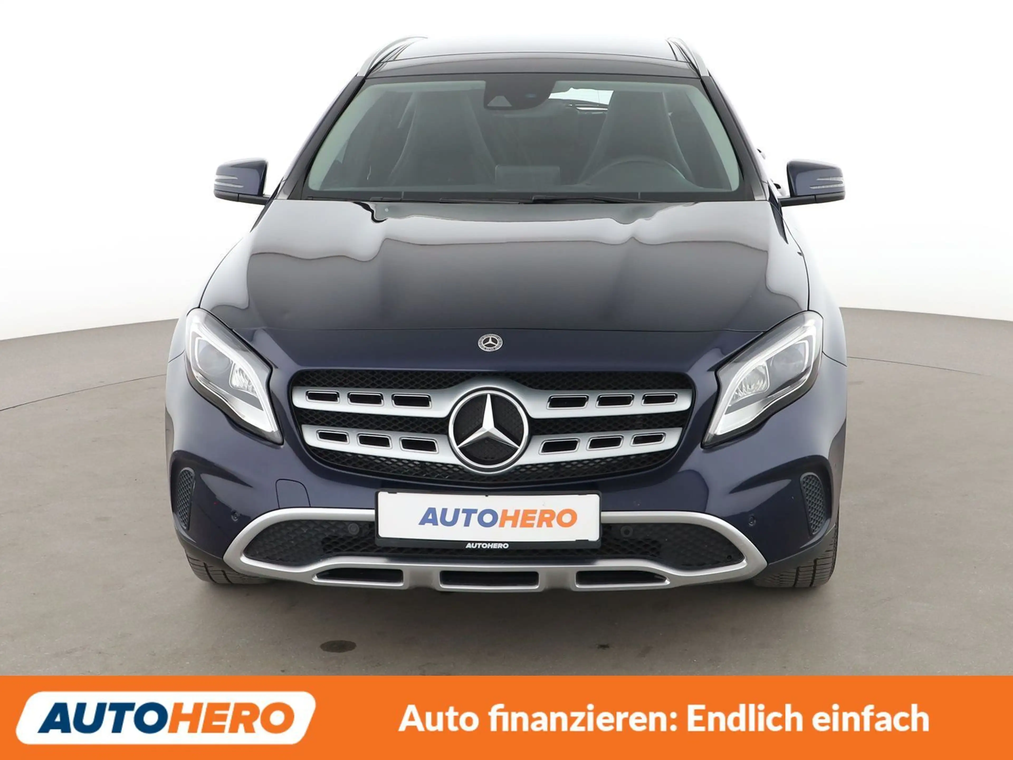 Mercedes-Benz GLA 200 GLA 200 Urban Aut.*LED*TEMPO* — photo 9
