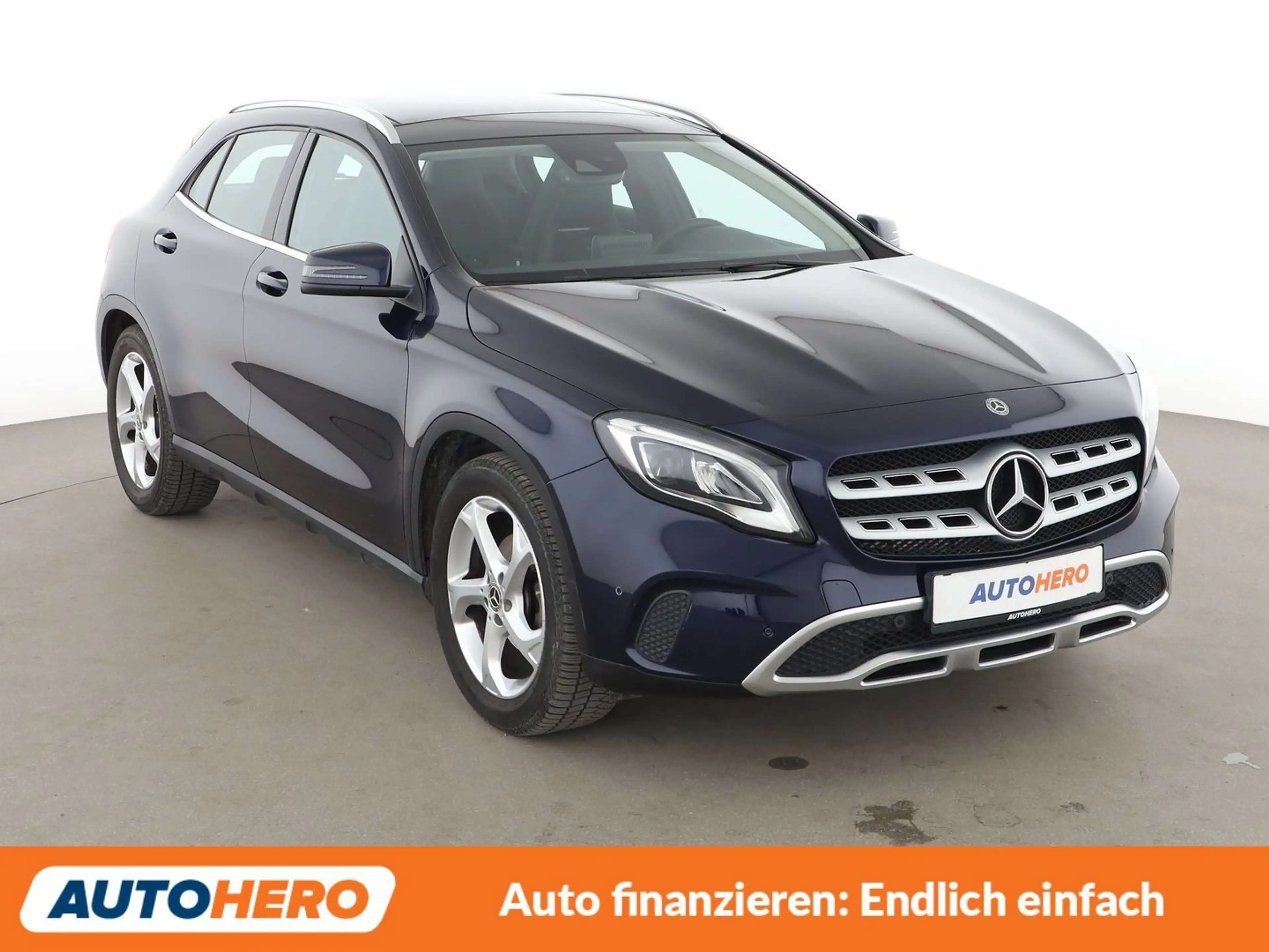 Mercedes-Benz GLA 200 GLA 200 Urban Aut.*LED*TEMPO* — photo 8