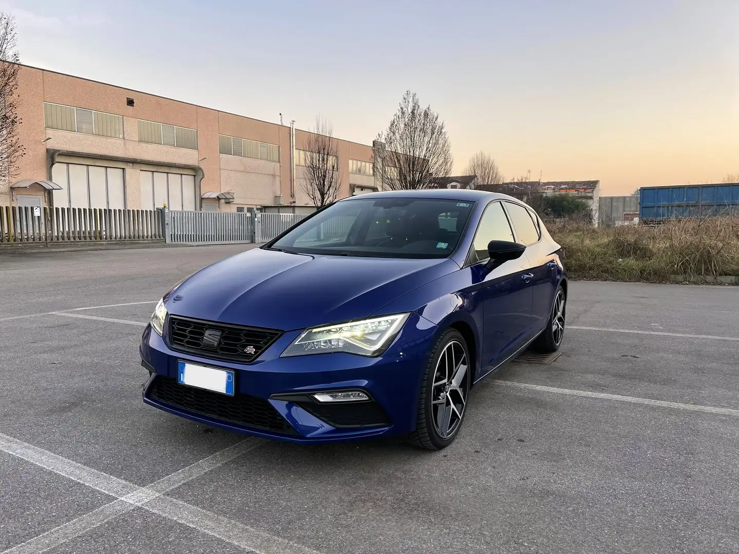 SEAT Leon 2.0 tdi FR 150cv Blu/Azzurro - 1