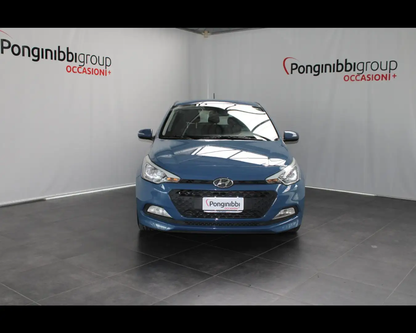 Hyundai i20 II 2015 5p 1.2 Classic econext 75cv Blau - 2