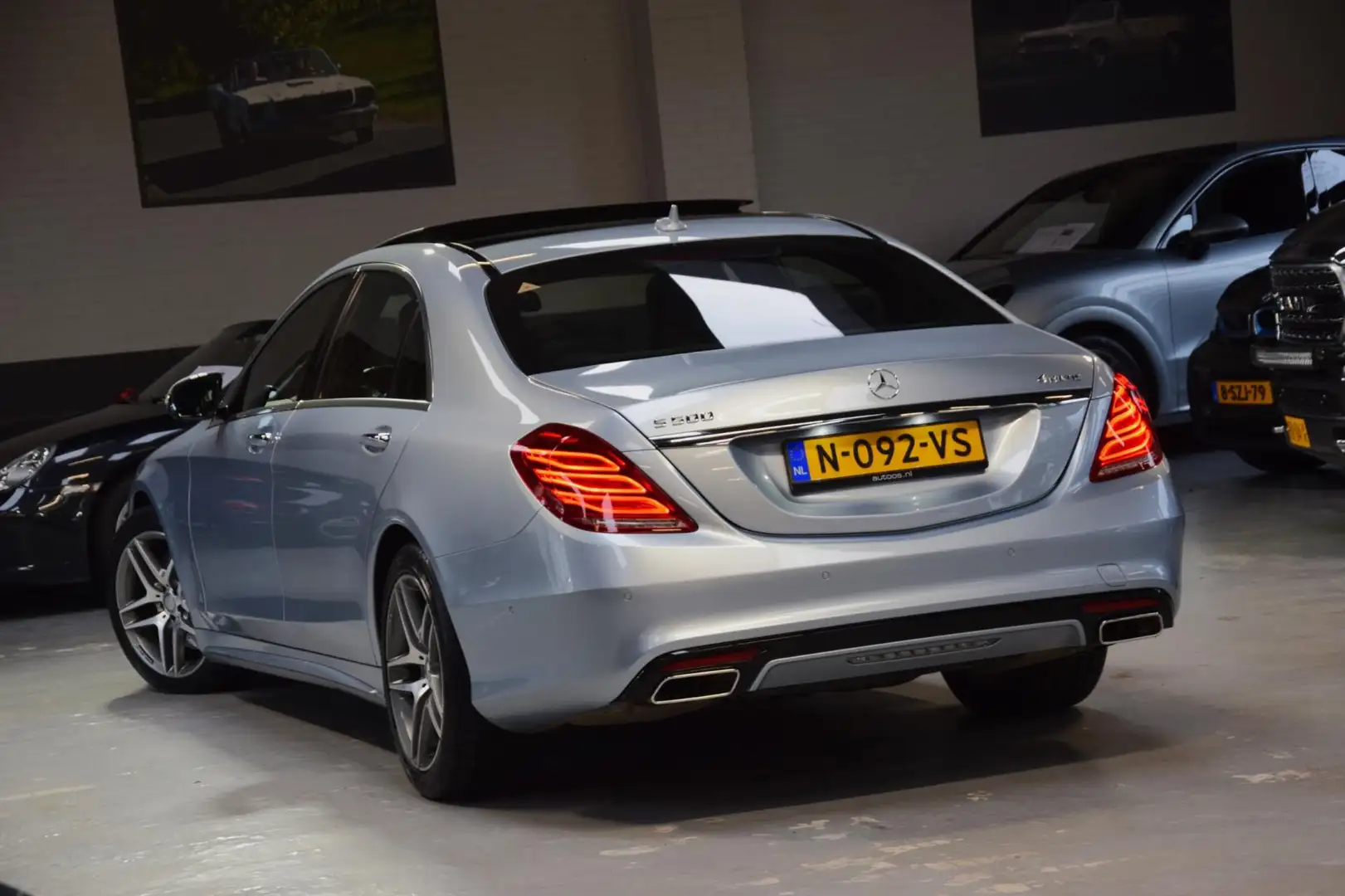 Mercedes-Benz S 500 4Matic V8 Lang Prestige Plus *AMG Pakket*Panoramad Gris - 2