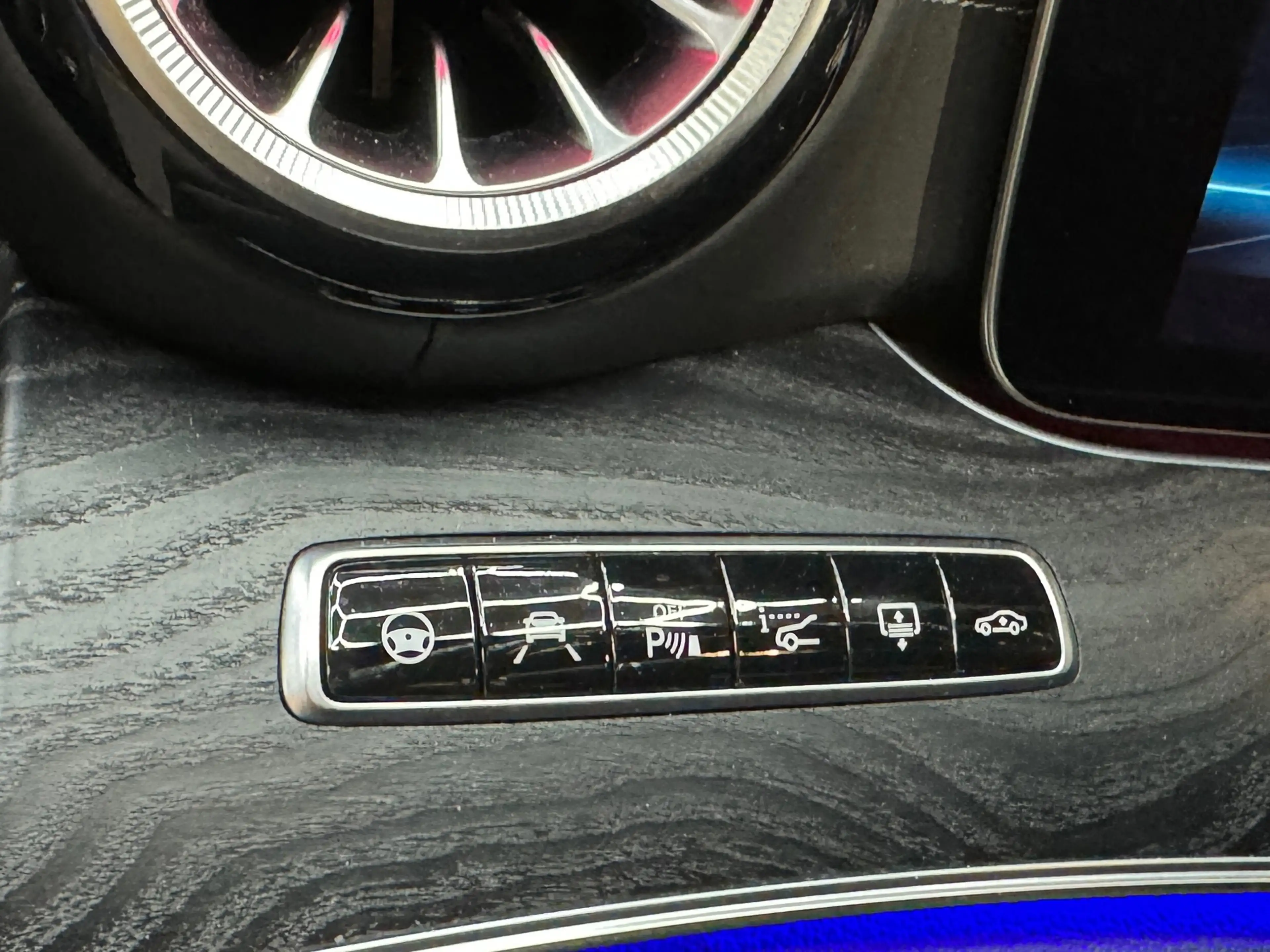 Mercedes-Benz E 63 AMG S 4M Premium+ Pano|Ceramic|HuD — photo 15