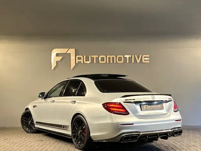 Mercedes-Benz E-Class view 8