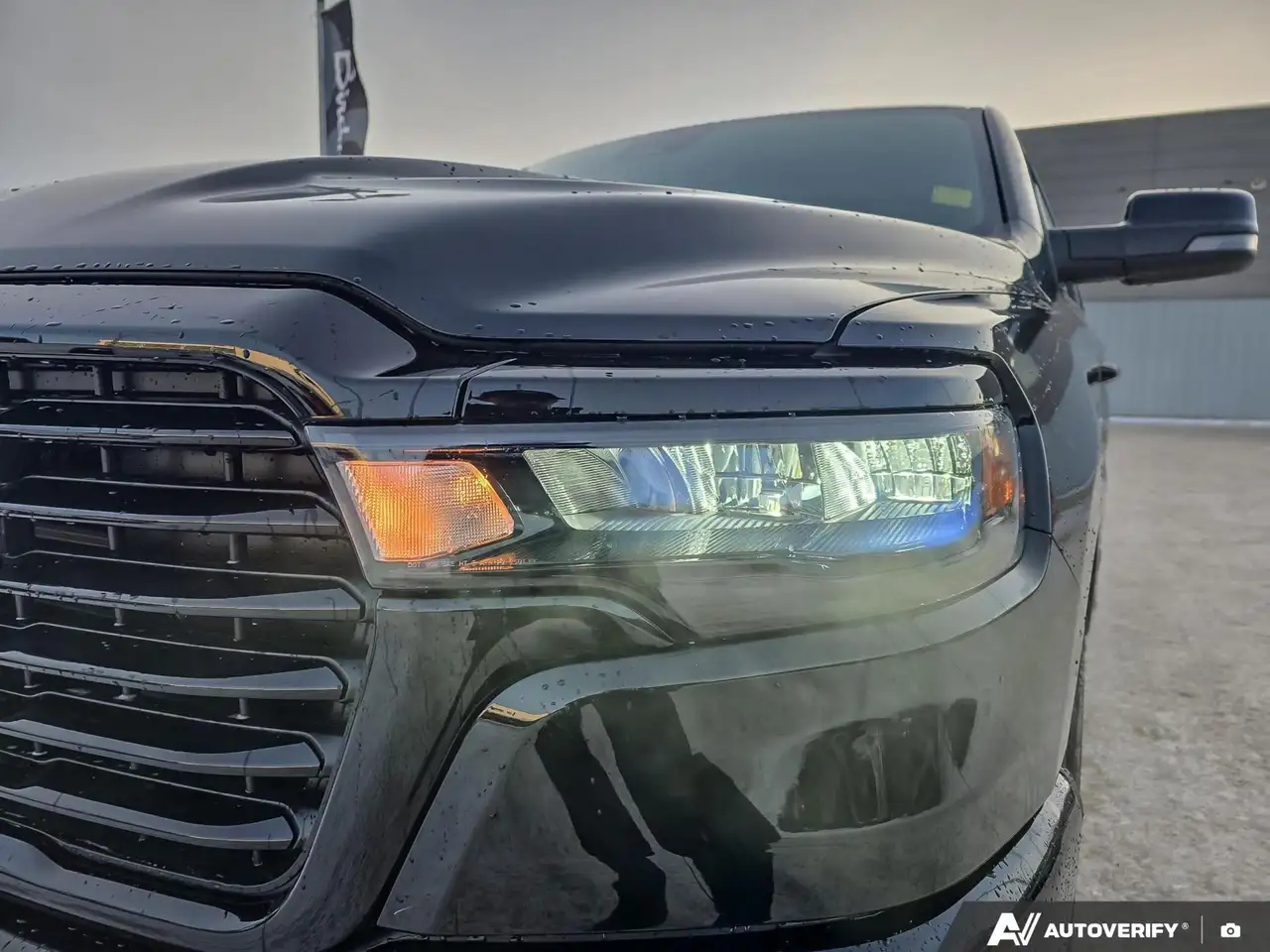 RAM 1500 снимка RAM 1500
