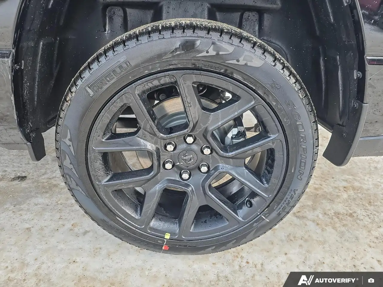 RAM 1500 снимка RAM 1500