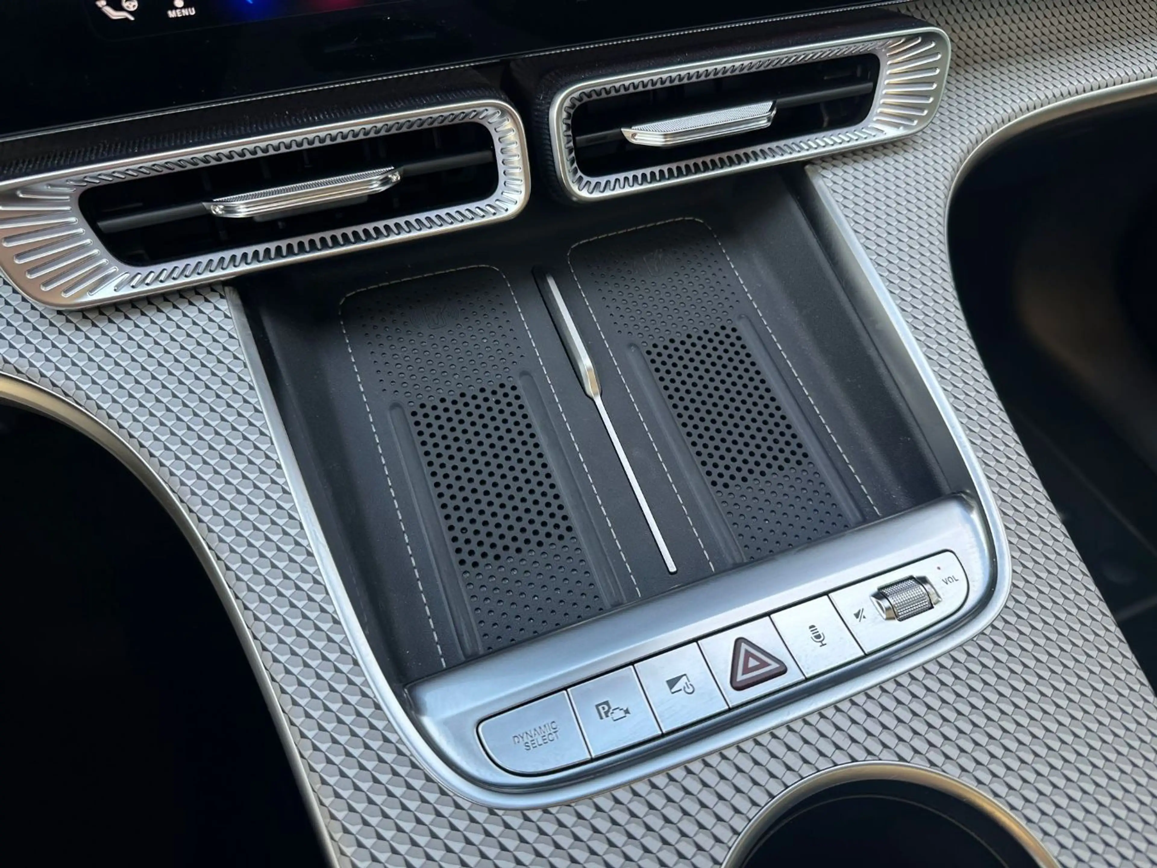 Mercedes-Benz GLC 400 4MATIC mit EQ Technologie verfügbar ab 16.12.2026 — photo 18