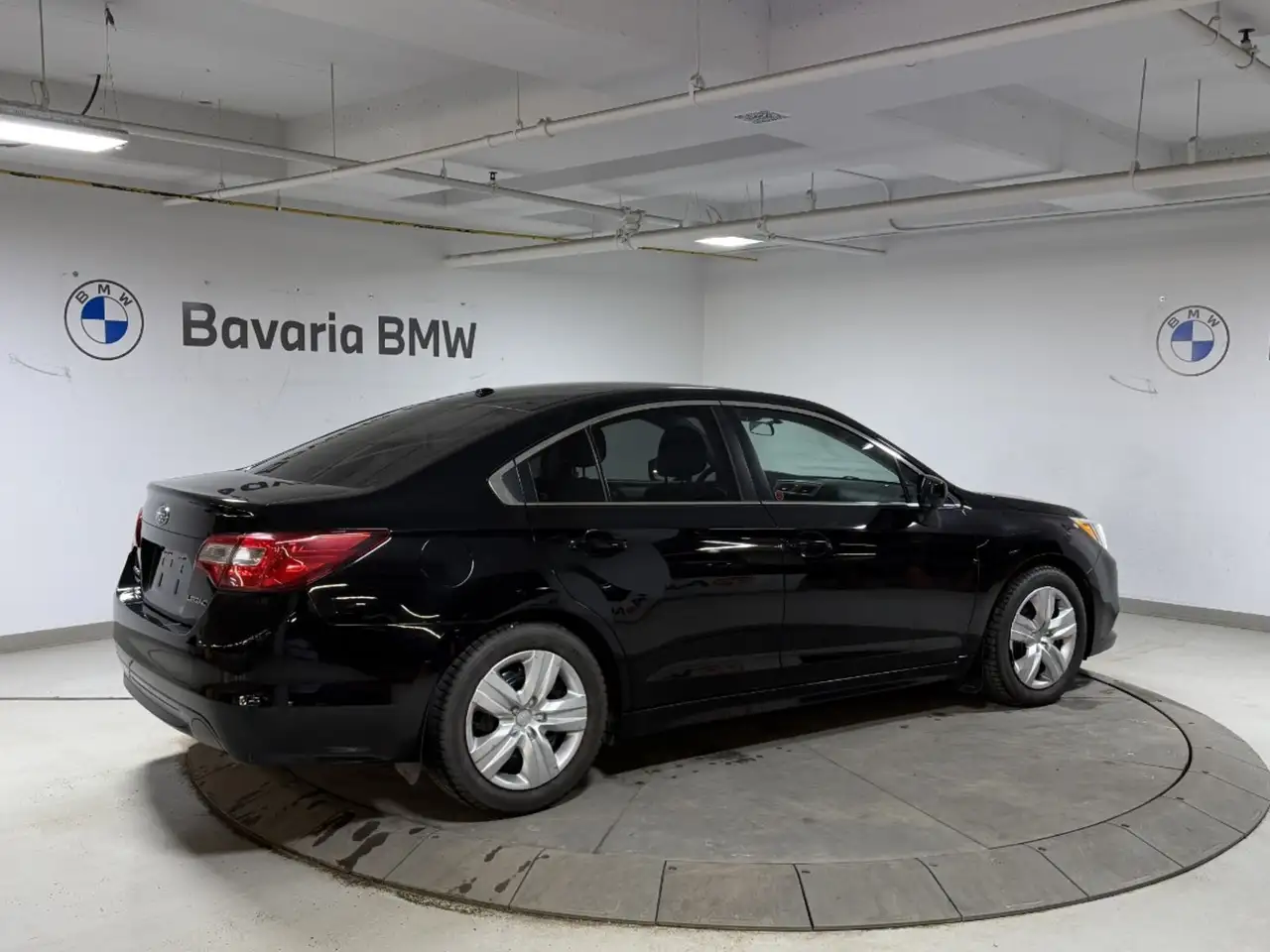 Subaru Legacy снимка Subaru Legacy
