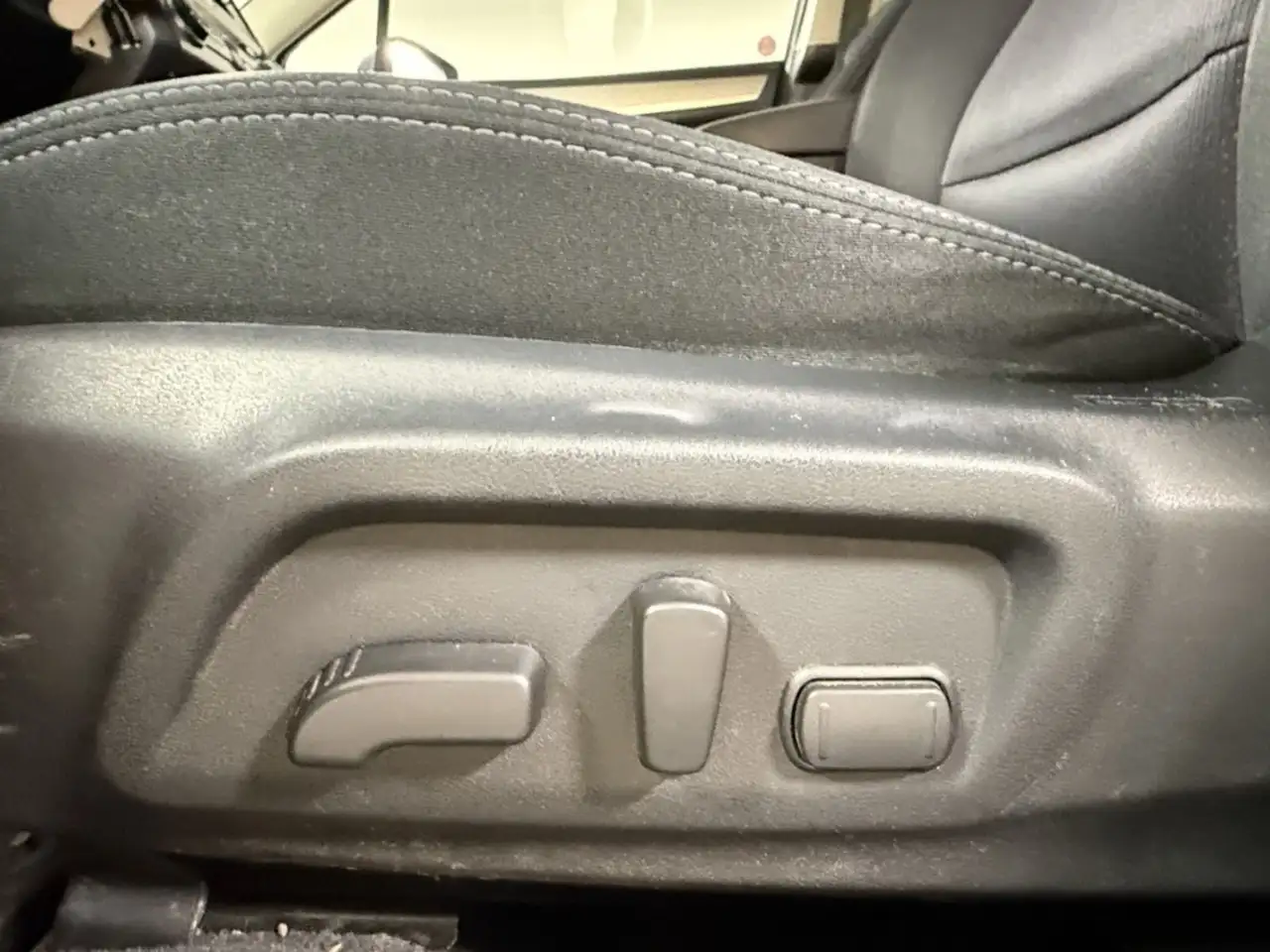 Subaru Legacy снимка Subaru Legacy
