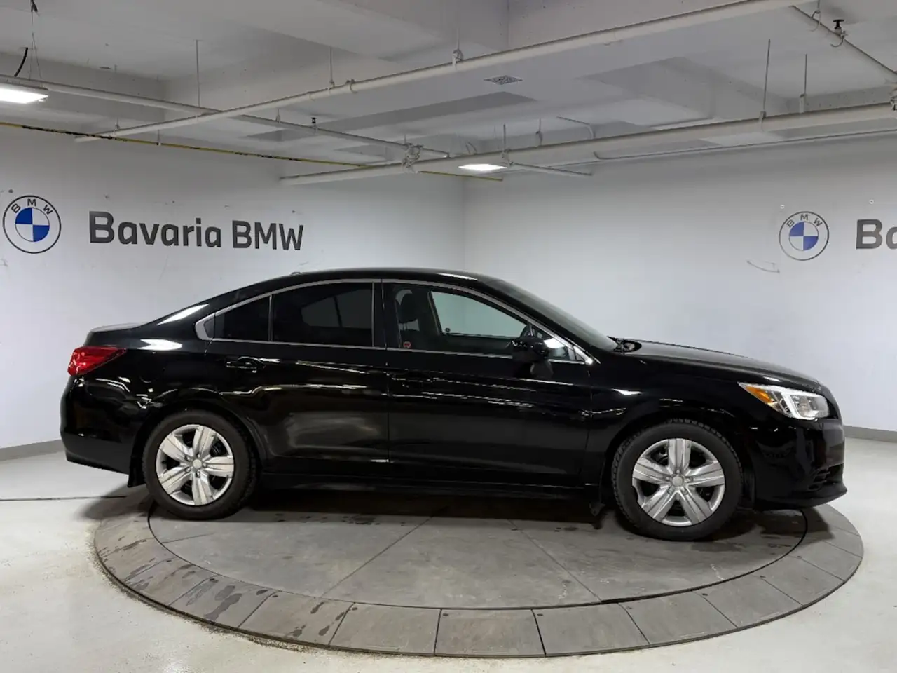 Subaru Legacy снимка Subaru Legacy
