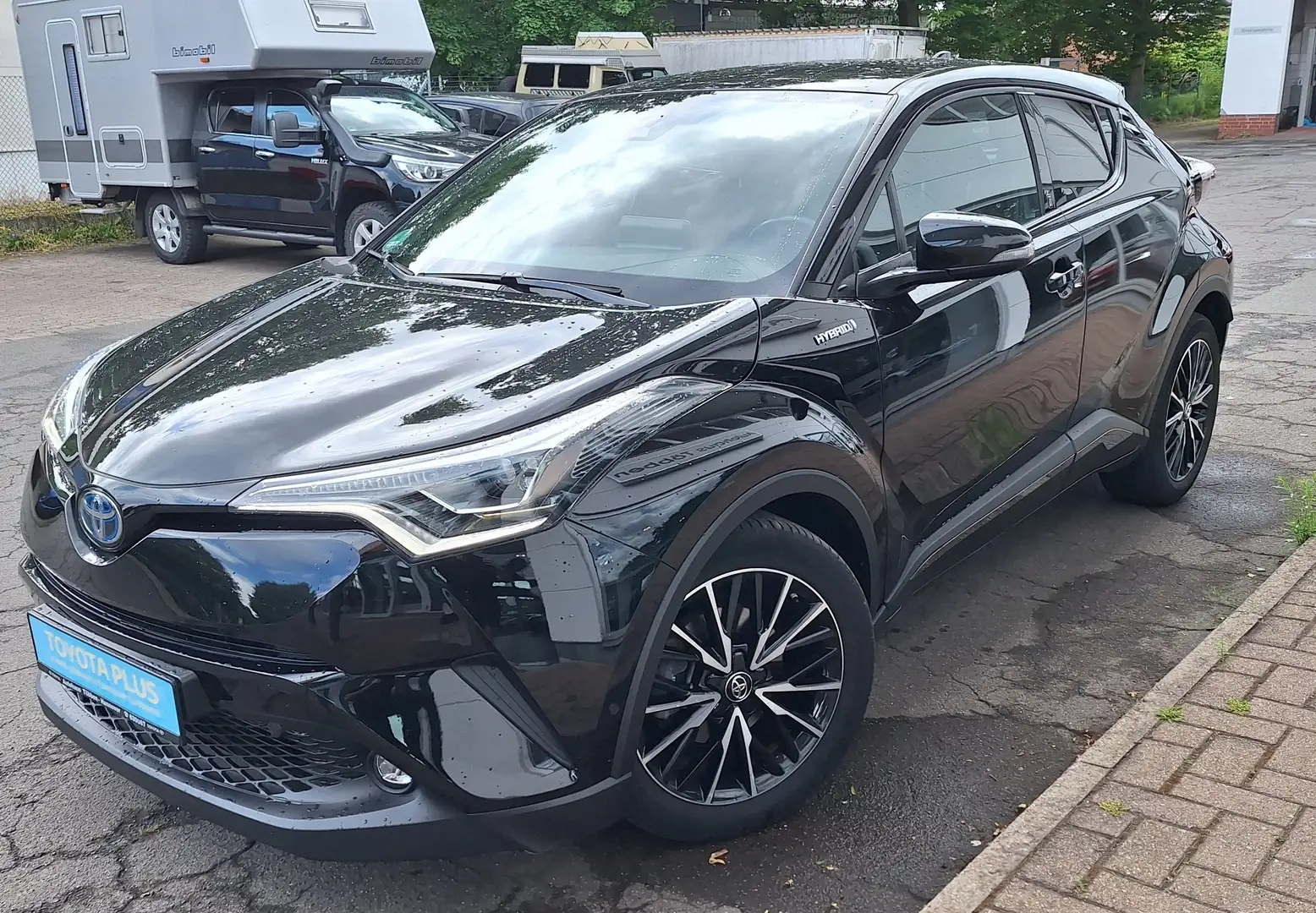 Toyota C-HR Hybrid Team D + LED Paket + WKR + Garantie Černá - 2