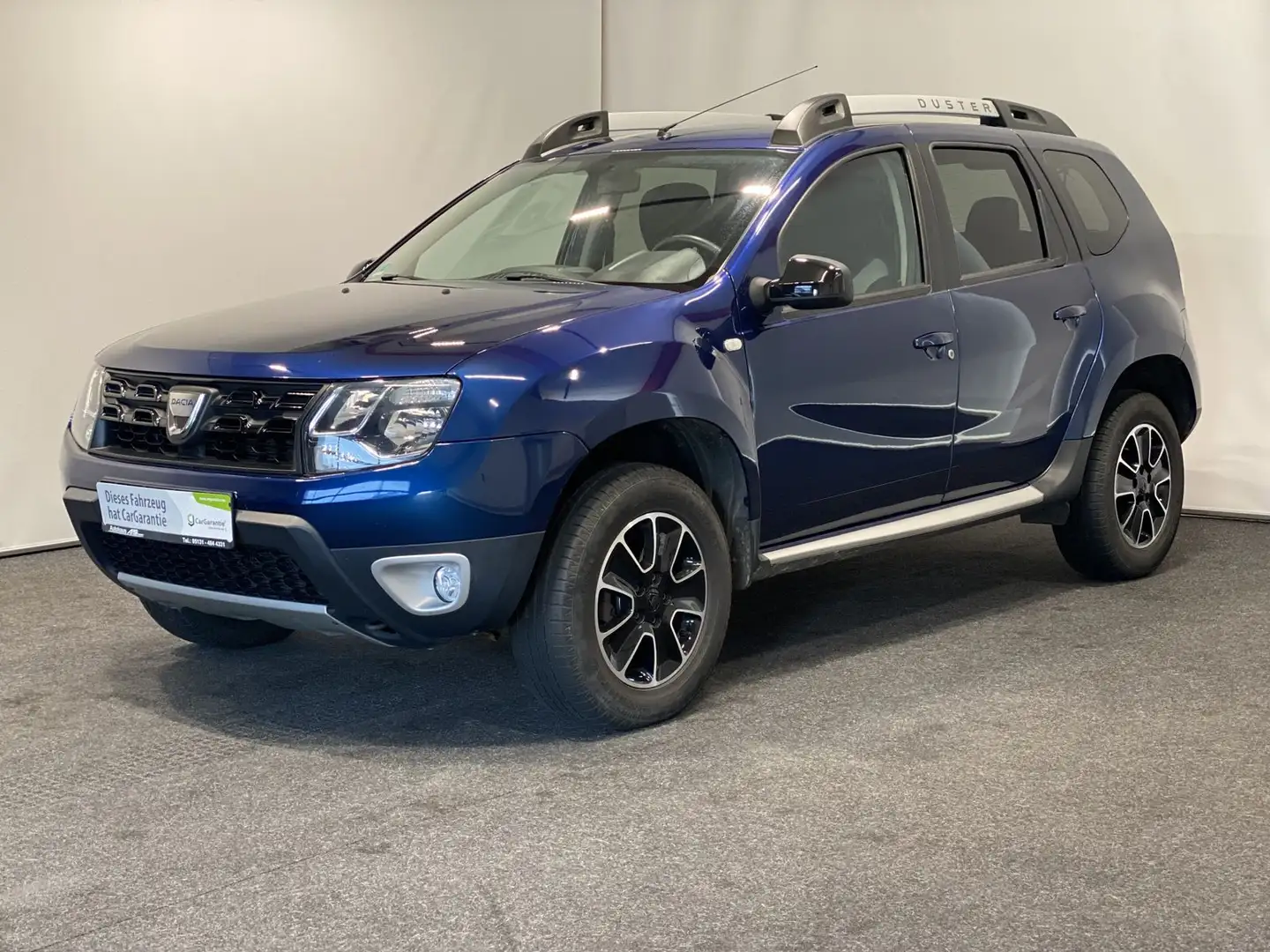 Dacia Duster dCiBlack Shadow 4x4 Kamera Navi SHZ Blauw - 1