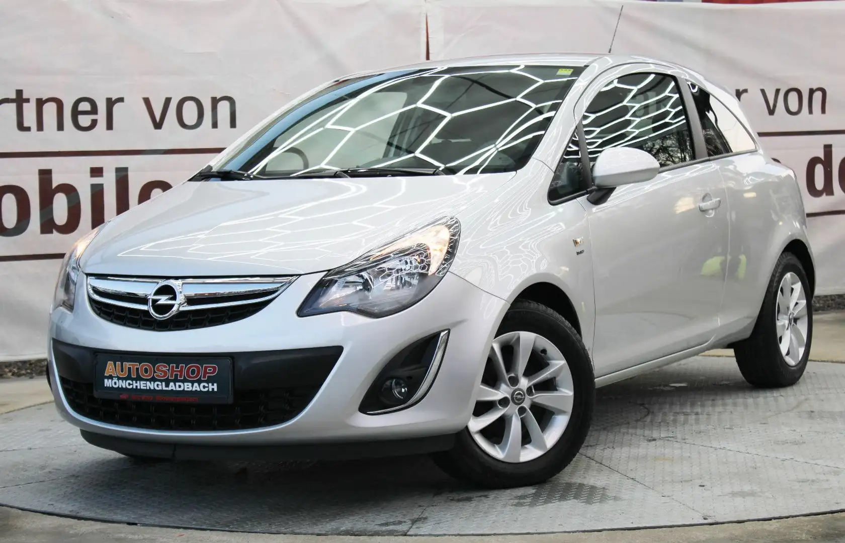 Opel Corsa D 1.4*Inspe.Neu*Navi*Tempomat*Sitzheizung* Argent - 1