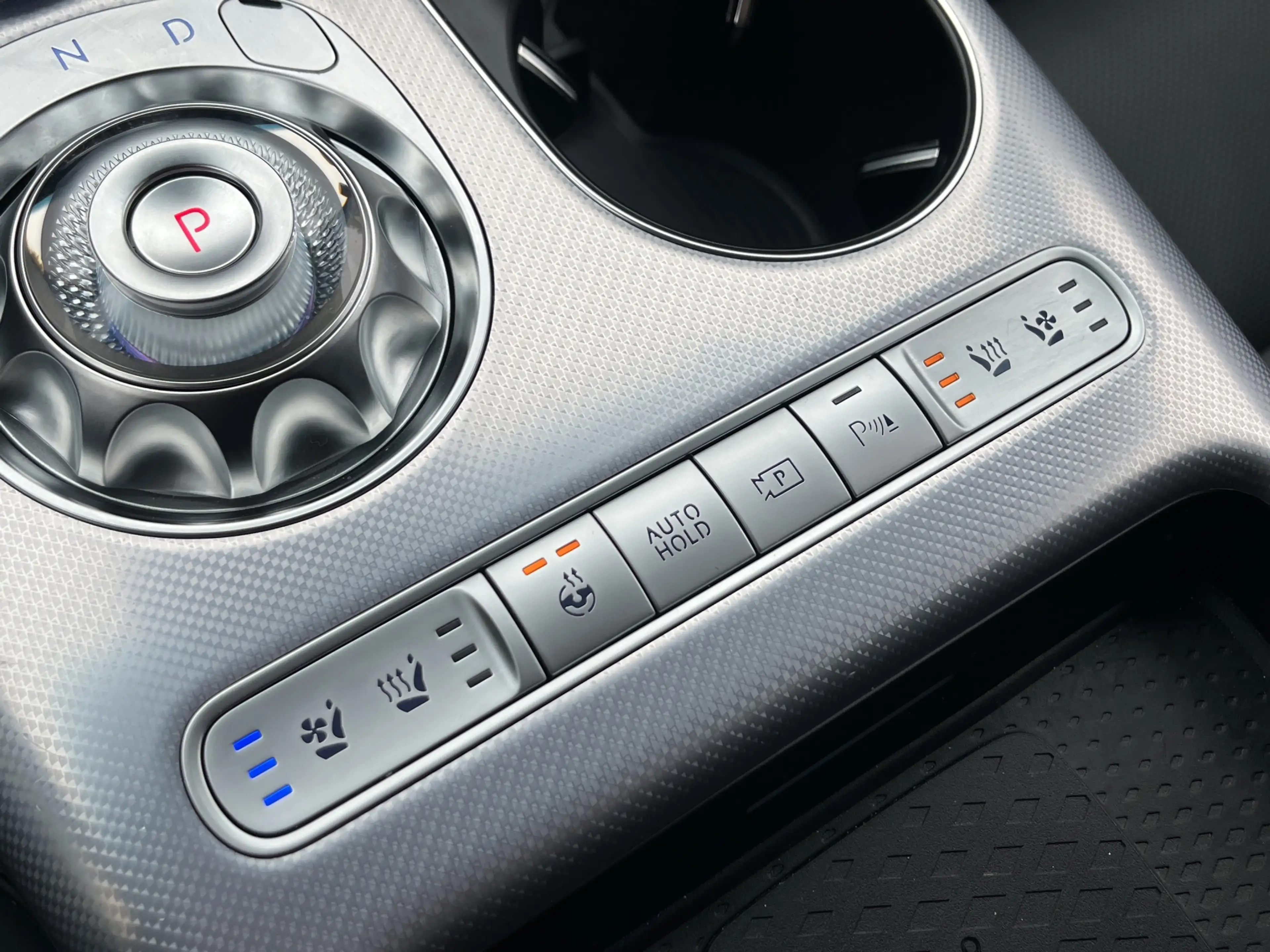 Genesis GV60 Performance Dual Motor Luxury 84 kWh 490pk | B&O A — photo 28